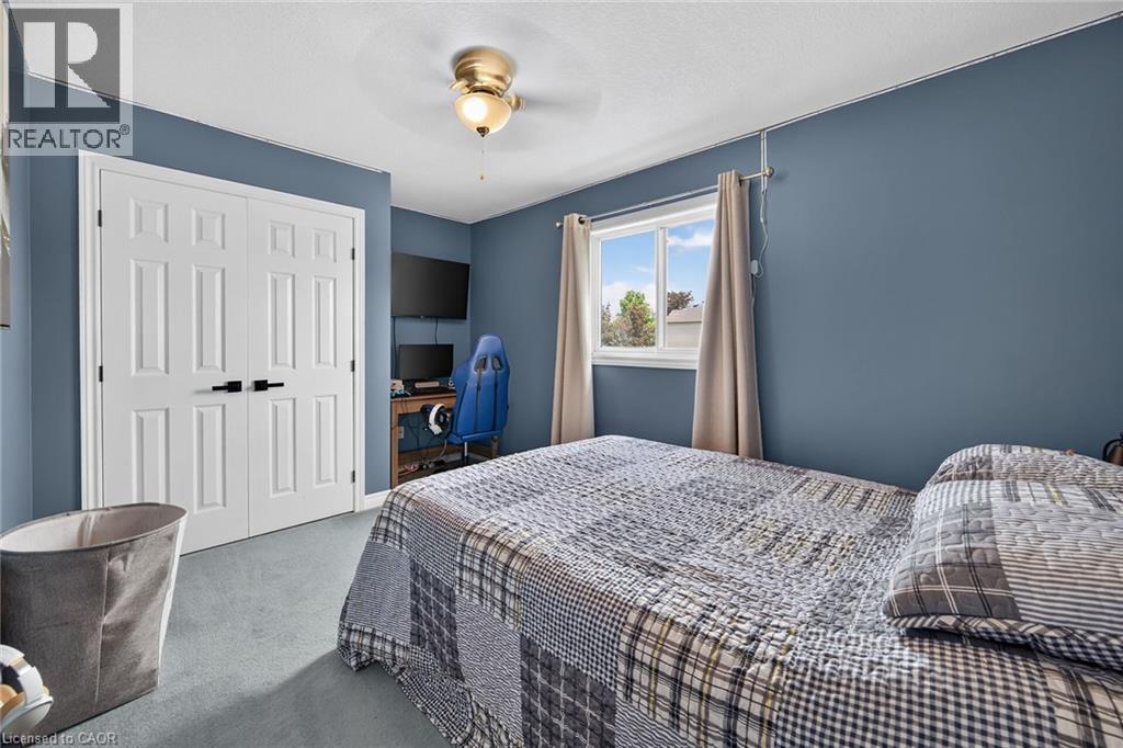 












7 ETHERINGTON Crescent

,
Binbrook,




Ontario
L0R1C0

