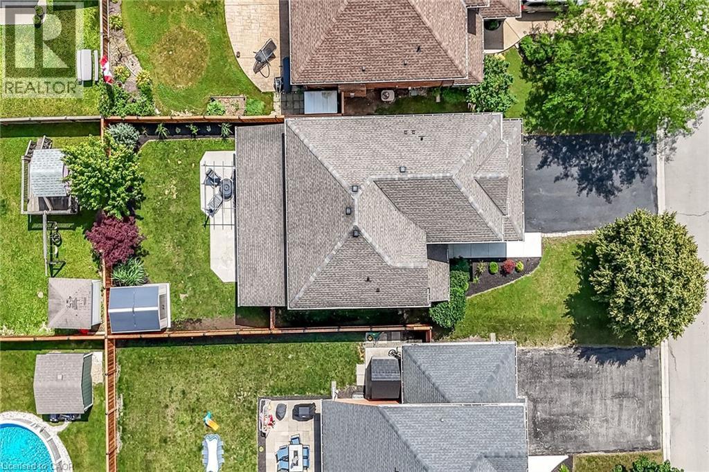 












7 ETHERINGTON Crescent

,
Binbrook,




Ontario
L0R1C0

