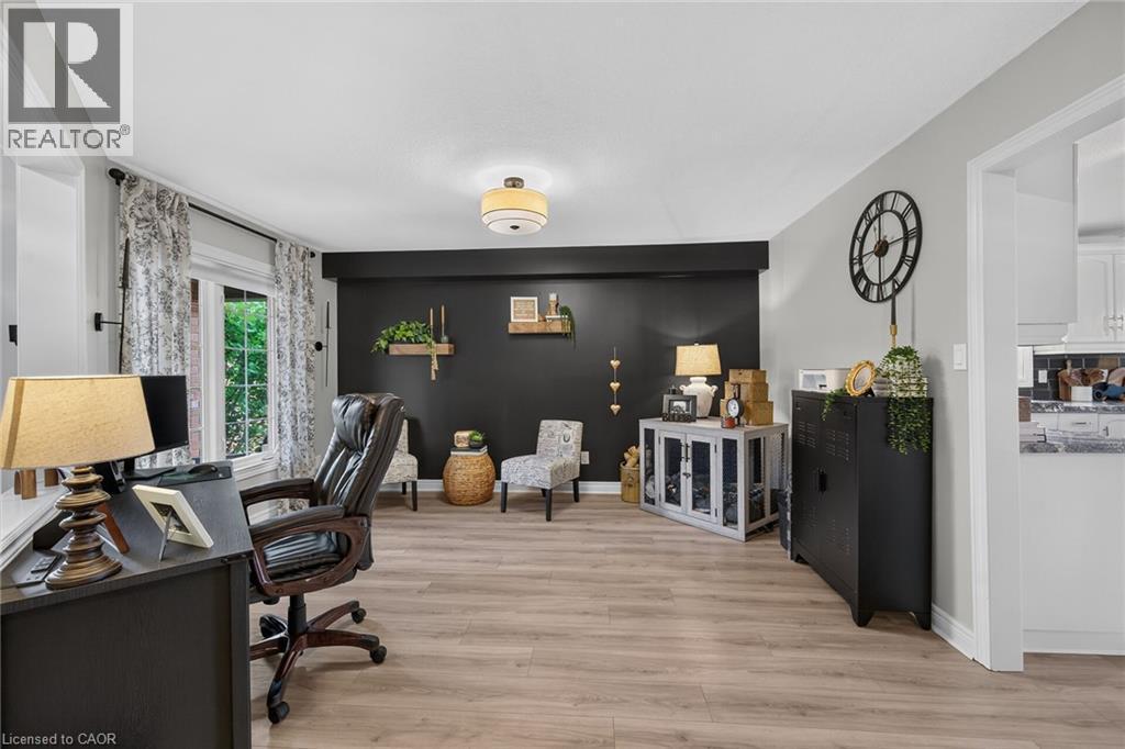 












7 ETHERINGTON Crescent

,
Binbrook,




Ontario
L0R1C0


