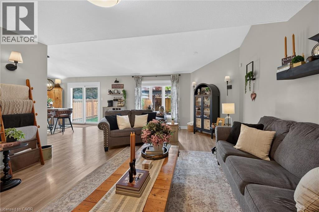 












7 ETHERINGTON Crescent

,
Binbrook,




Ontario
L0R1C0

