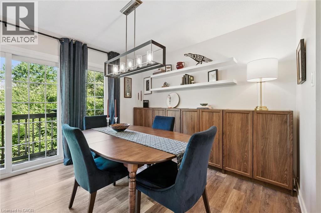 












124 GOSLING Gardens Unit# 12

,
Guelph,




Ontario
N1G5K6

