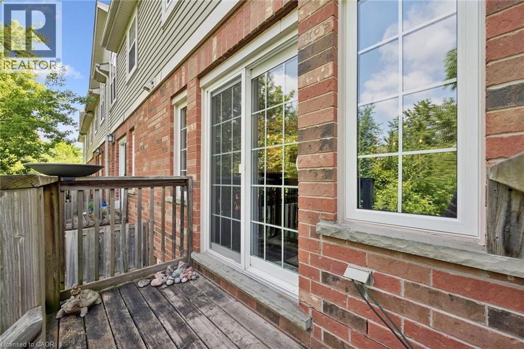 












124 GOSLING Gardens Unit# 12

,
Guelph,




Ontario
N1G5K6

