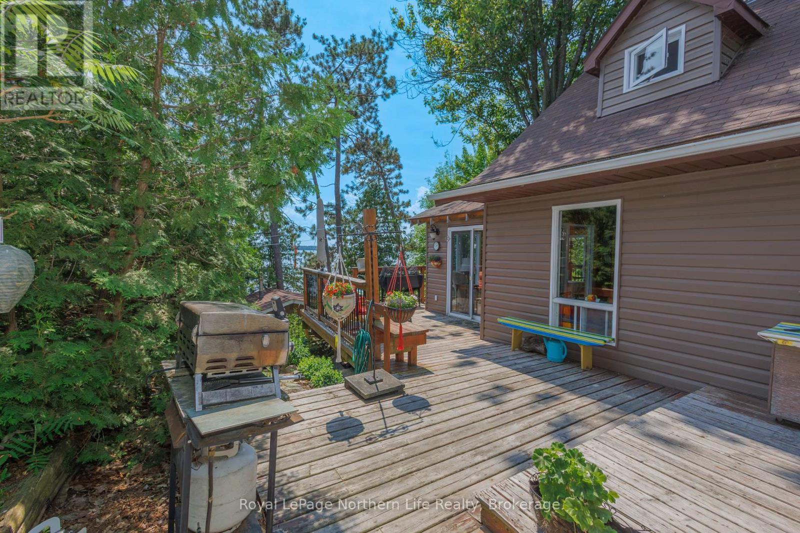 












8 DU ROCHER ROAD

,
West Nipissing (Verner),




Ontario
P0H2M0

