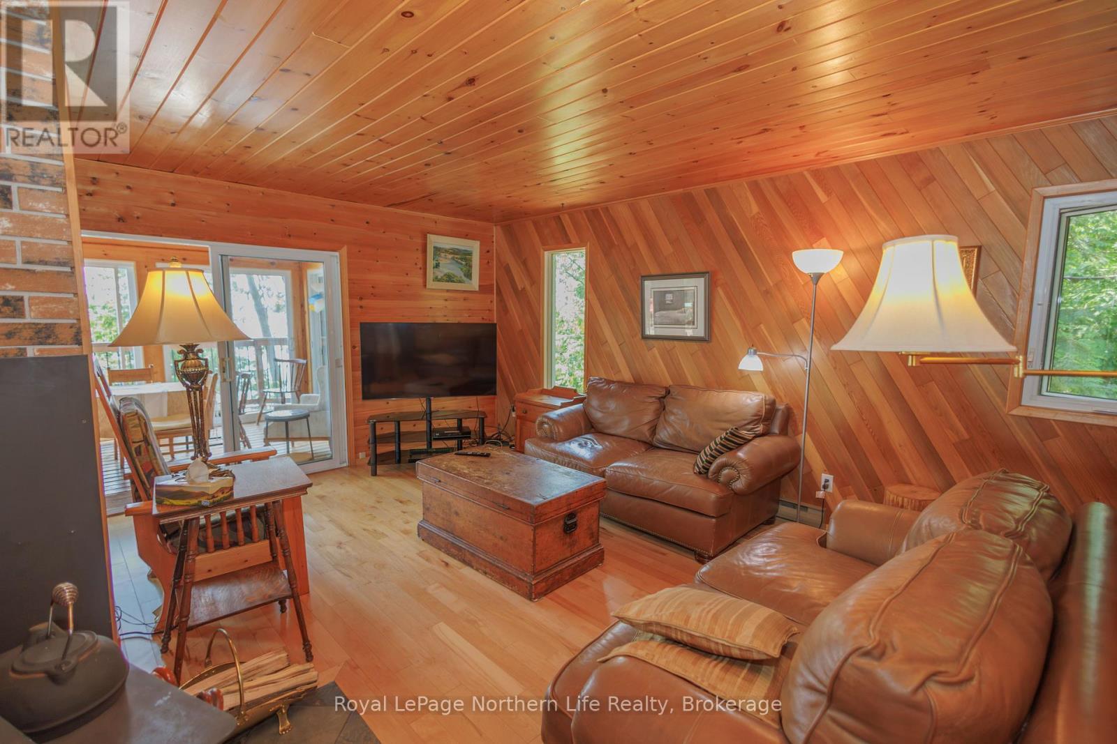 












8 DU ROCHER ROAD

,
West Nipissing (Verner),




Ontario
P0H2M0

