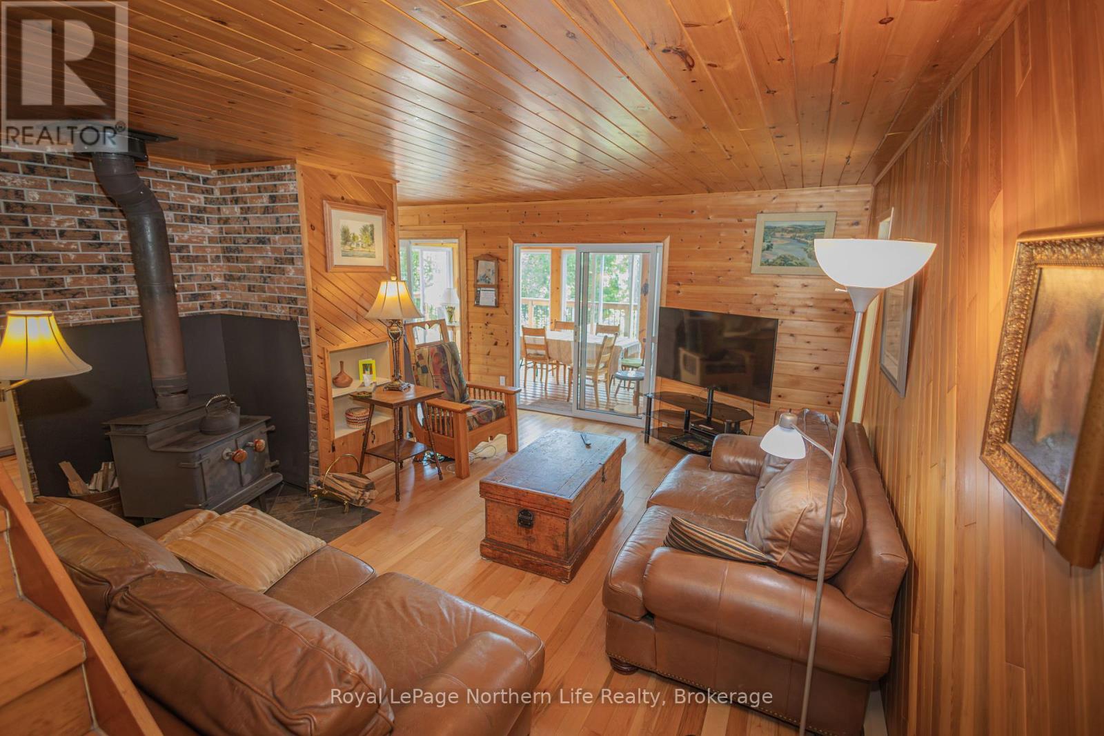












8 DU ROCHER ROAD

,
West Nipissing (Verner),




Ontario
P0H2M0

