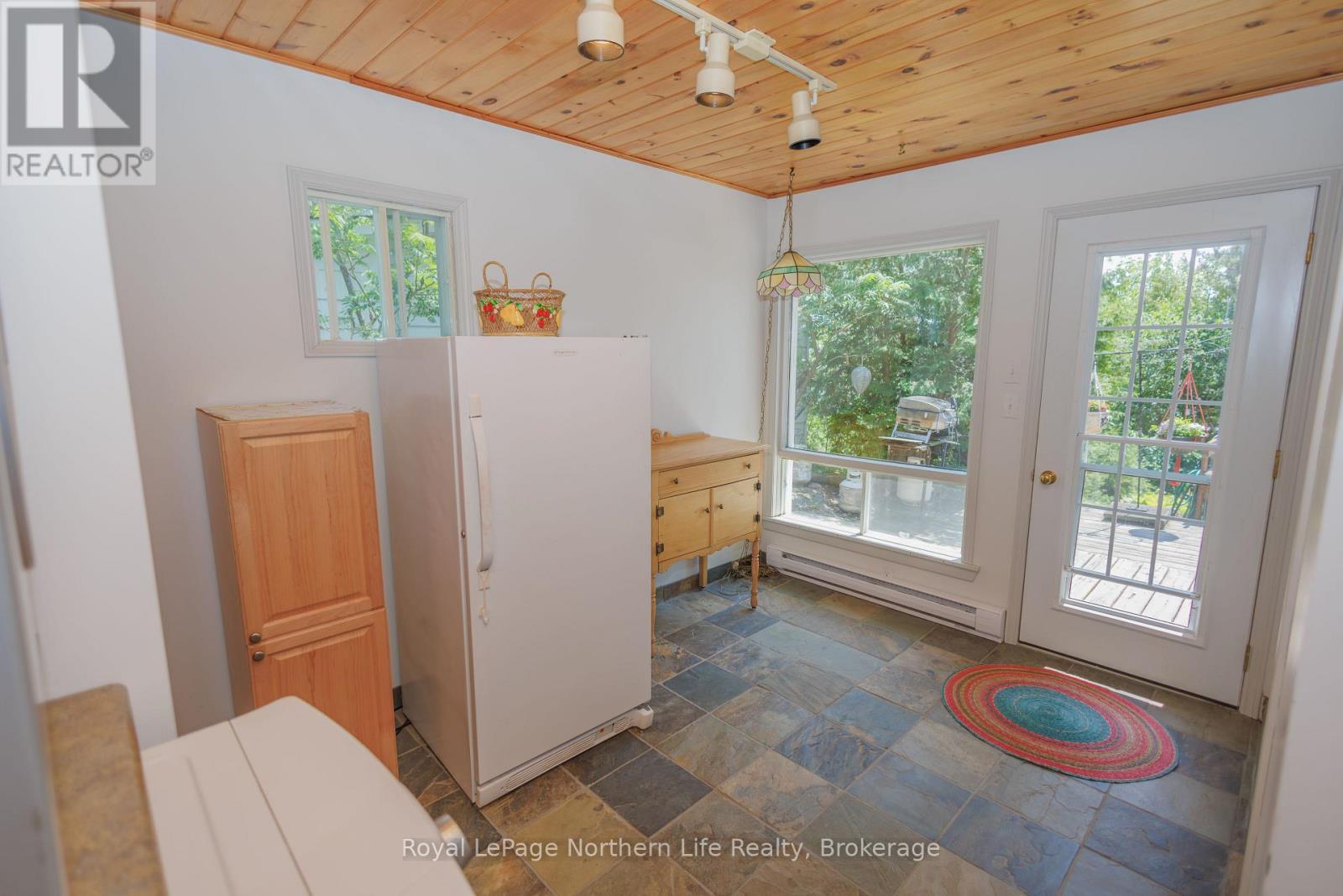 












8 DU ROCHER ROAD

,
West Nipissing (Verner),




Ontario
P0H2M0


