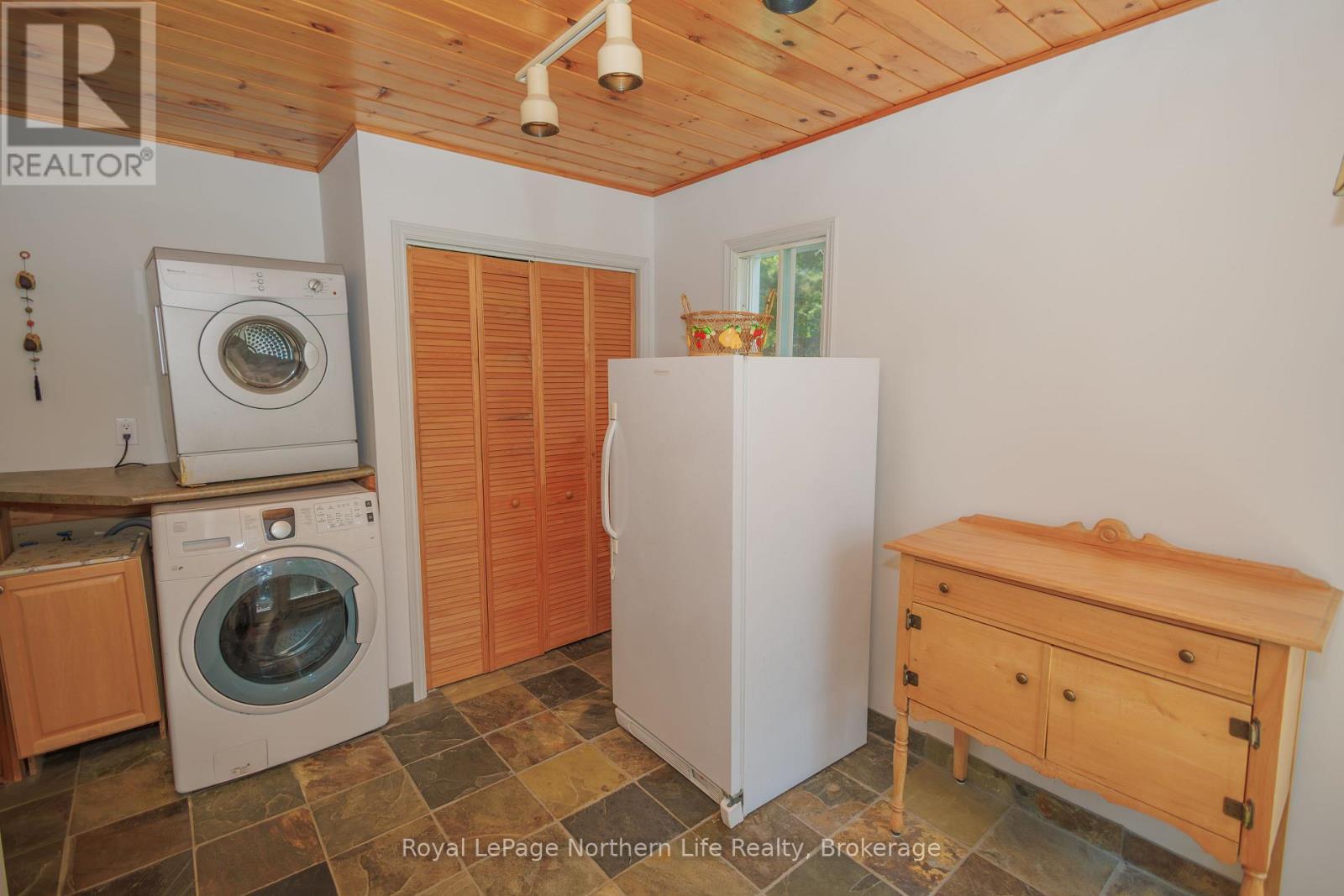 












8 DU ROCHER ROAD

,
West Nipissing (Verner),




Ontario
P0H2M0

