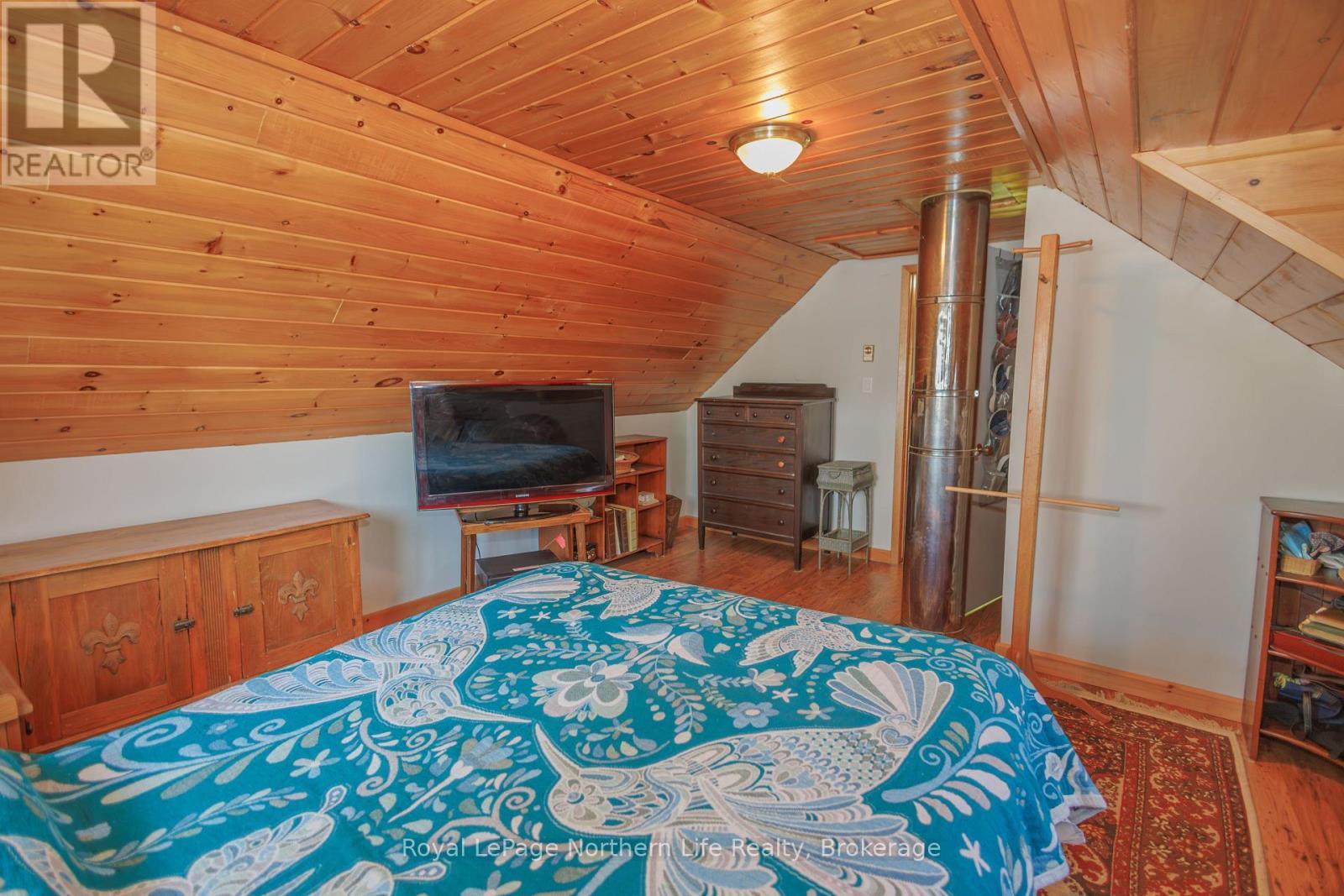 












8 DU ROCHER ROAD

,
West Nipissing (Verner),




Ontario
P0H2M0

