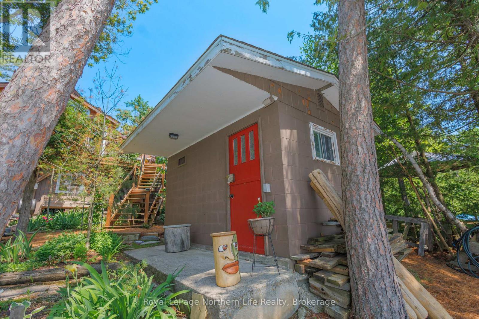 












8 DU ROCHER ROAD

,
West Nipissing (Verner),




Ontario
P0H2M0

