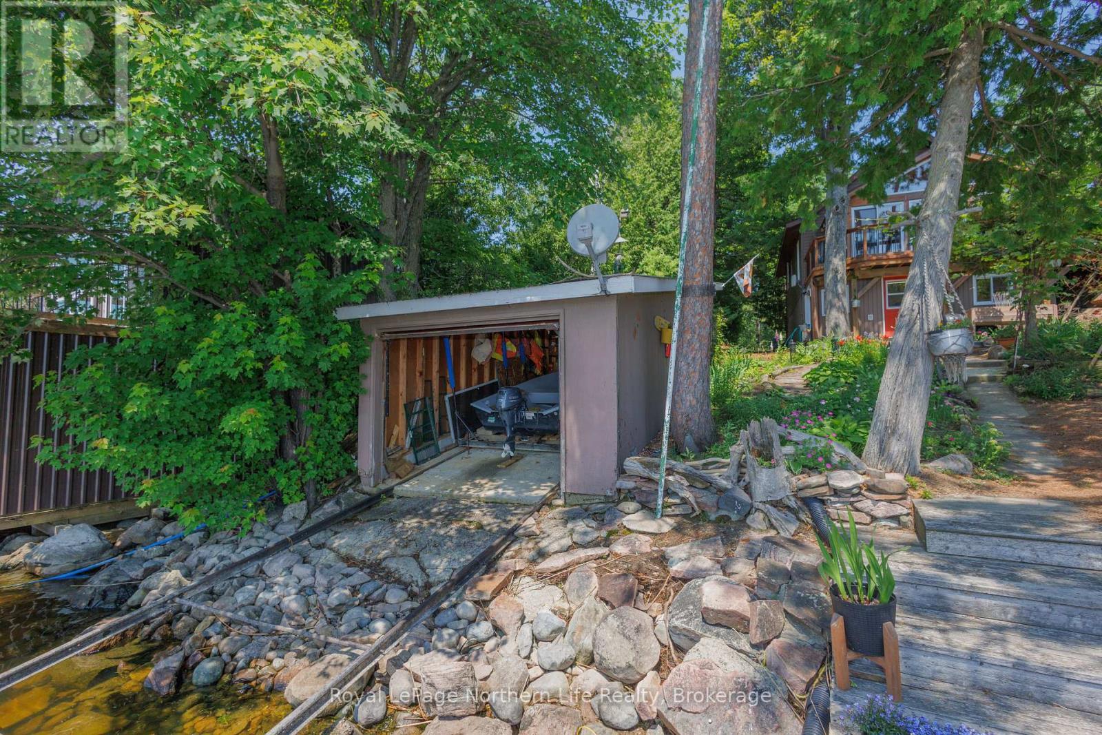 












8 DU ROCHER ROAD

,
West Nipissing (Verner),




Ontario
P0H2M0

