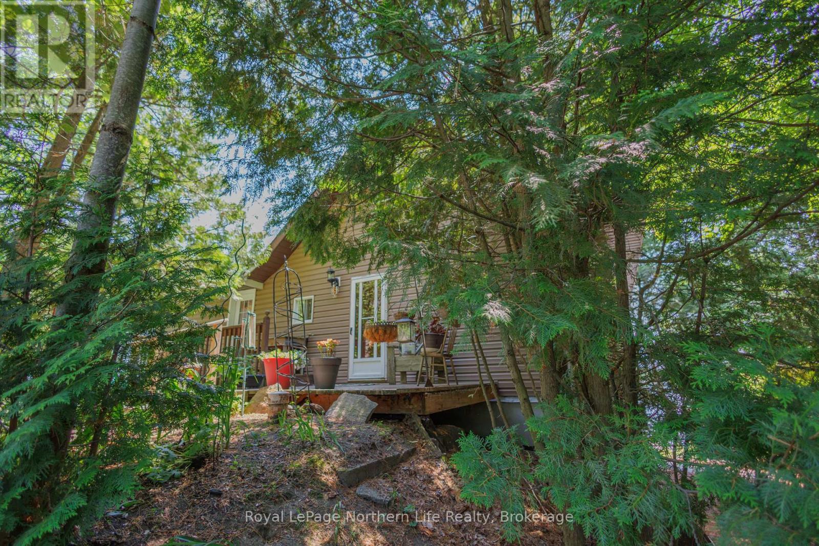 












8 DU ROCHER ROAD

,
West Nipissing (Verner),




Ontario
P0H2M0

