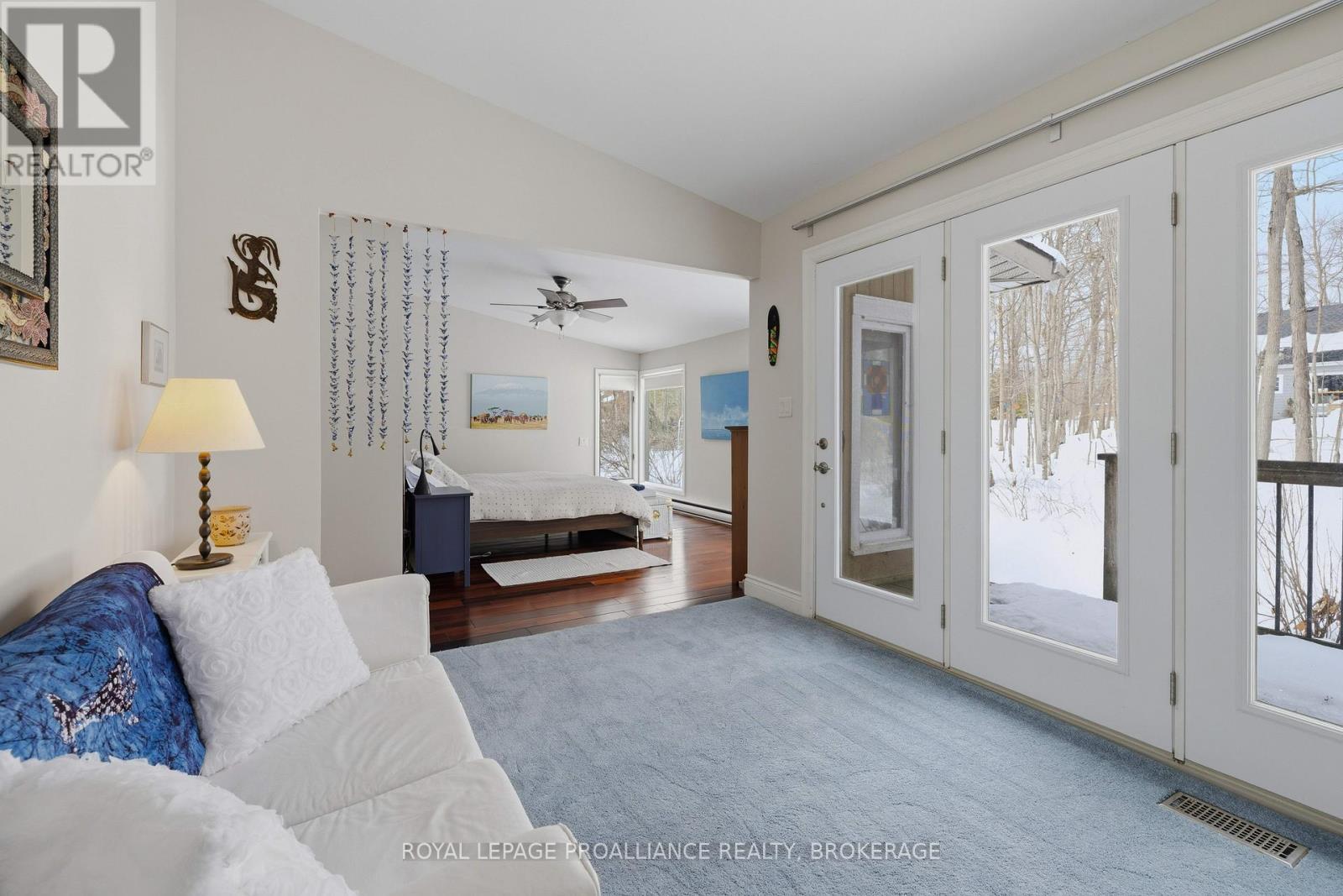 












27 RIVERSIDE DRIVE

,
Kingston (Kingston East (Incl CFB Kingston)),




Ontario
K7L4V1

