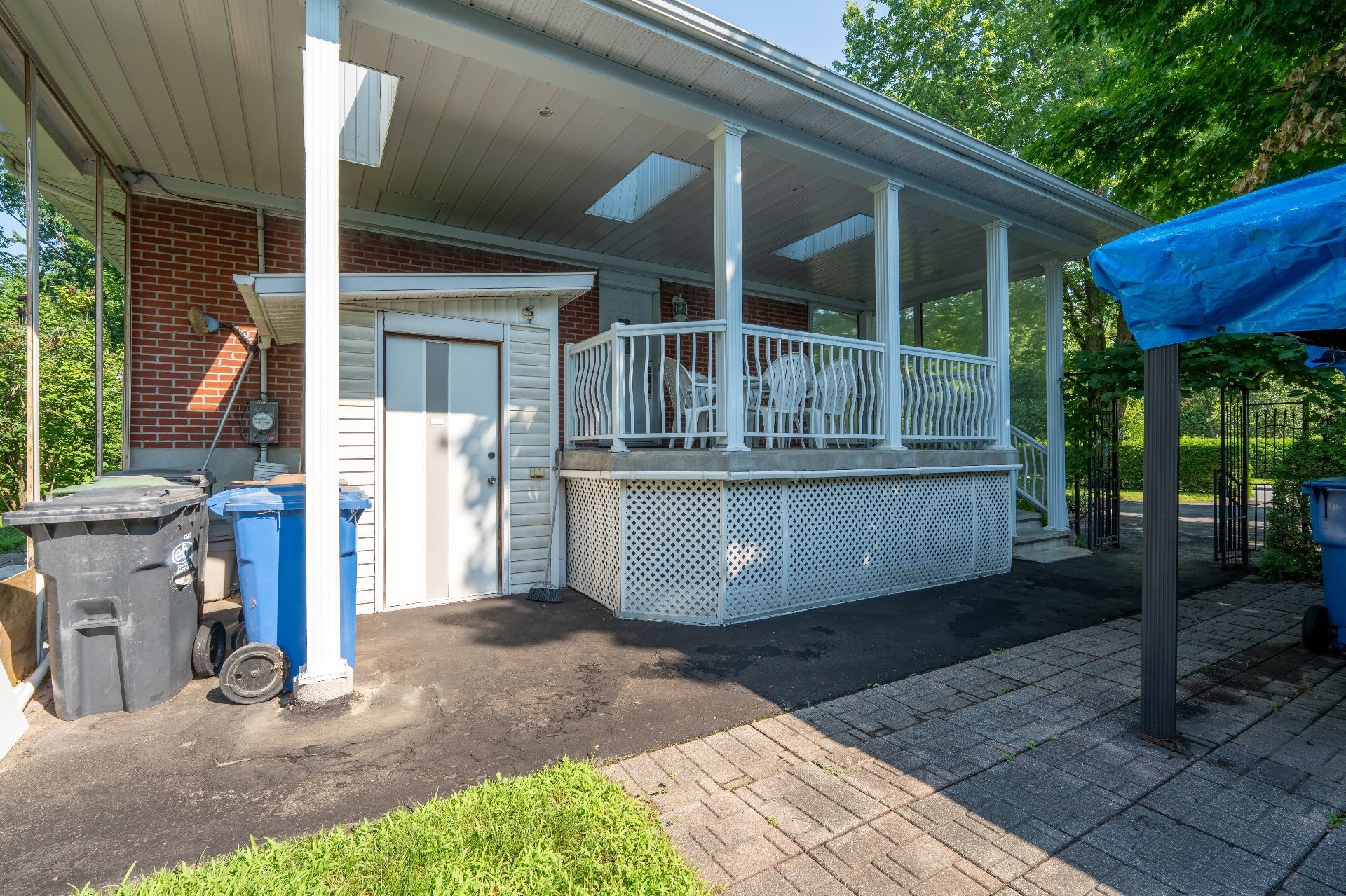 









118


Boul. Claude-David

,
Repentigny (Repentigny),




QC
J6A3C2

