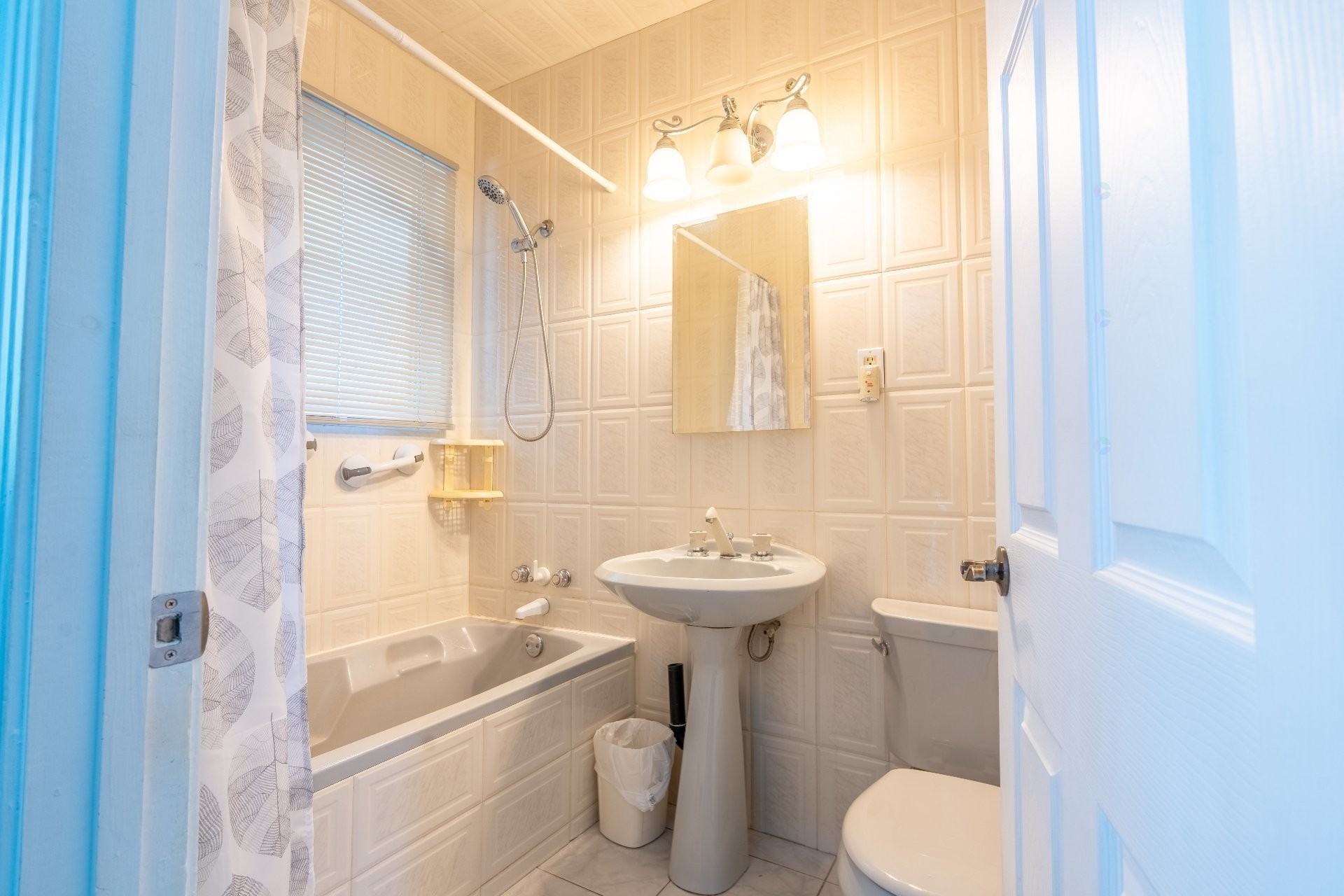 









118


Boul. Claude-David

,
Repentigny (Repentigny),




QC
J6A3C2

