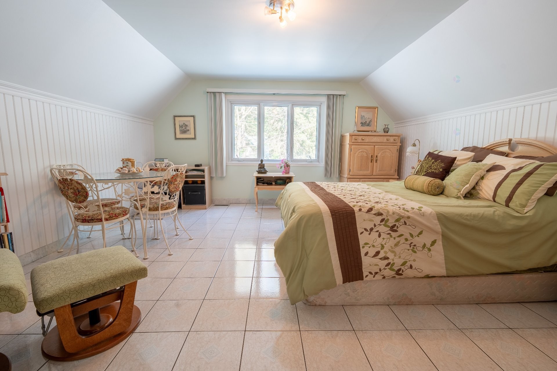 









118


Boul. Claude-David

,
Repentigny (Repentigny),




QC
J6A3C2

