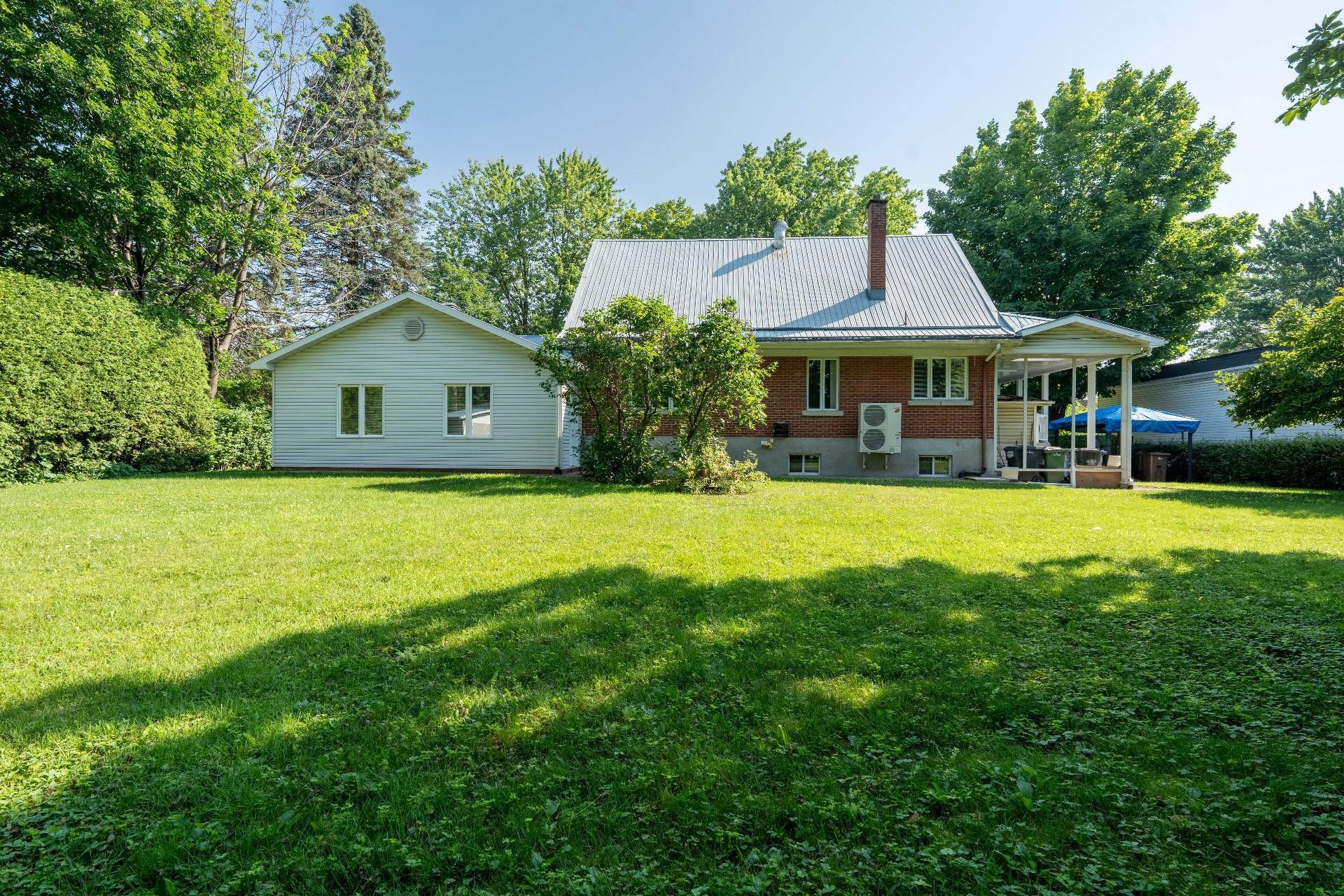 









118


Boul. Claude-David

,
Repentigny (Repentigny),




QC
J6A3C2

