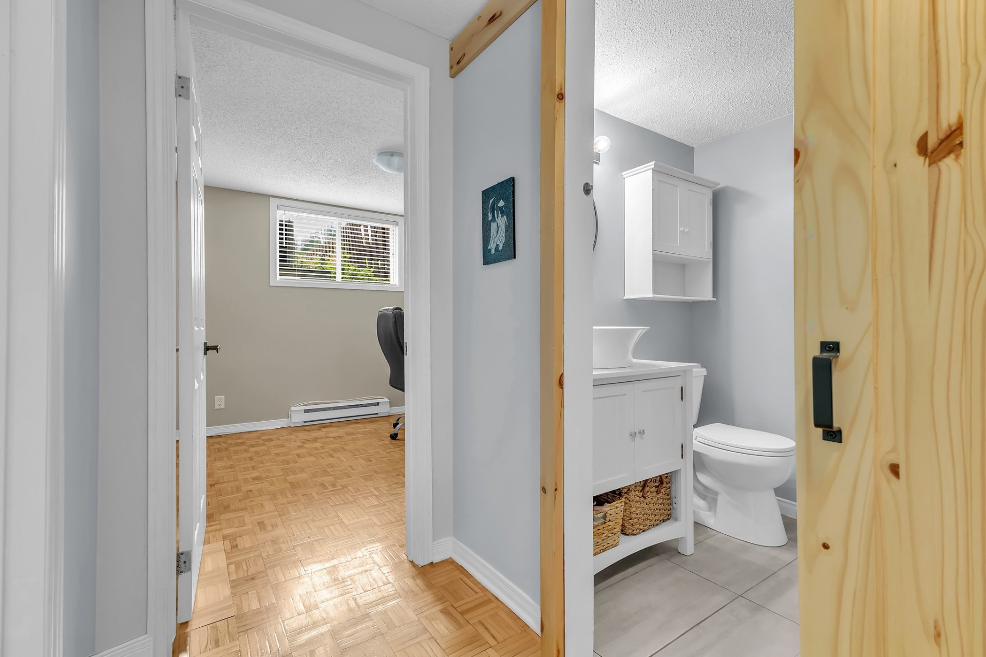 









231


Rue des Chasseurs

,
Gatineau (Aylmer),




QC
J9J2H8

