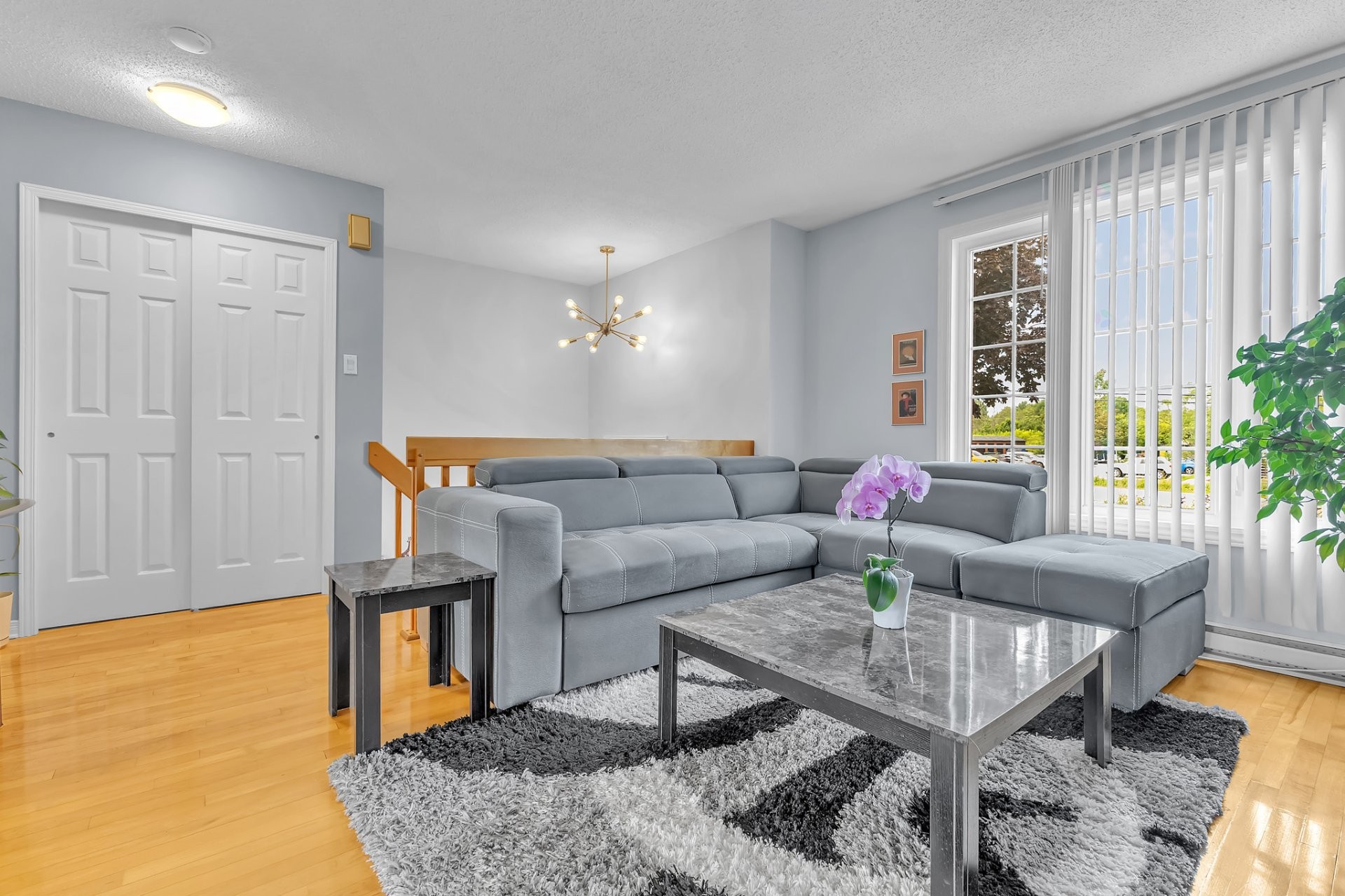 









231


Rue des Chasseurs

,
Gatineau (Aylmer),




QC
J9J2H8

