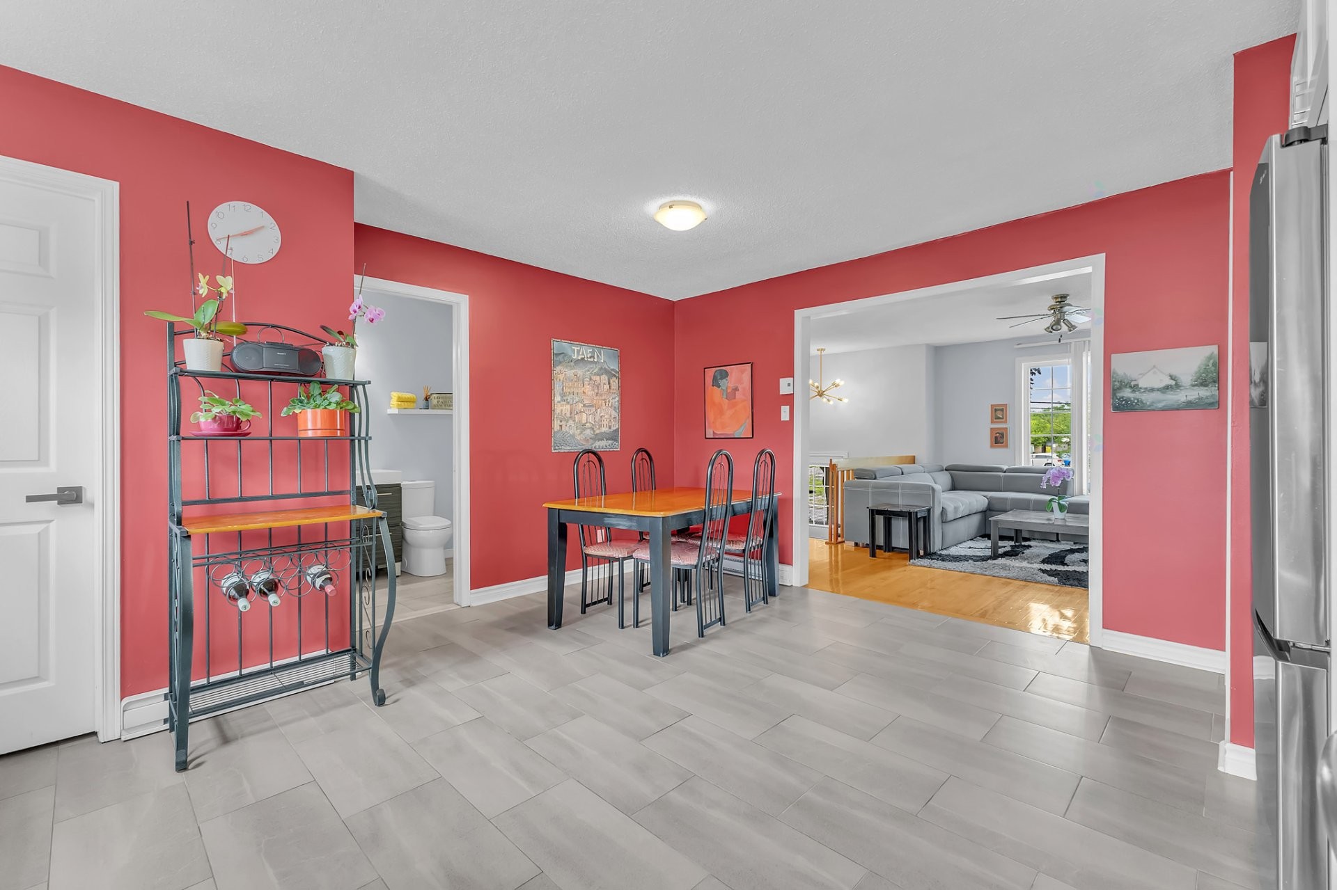 









231


Rue des Chasseurs

,
Gatineau (Aylmer),




QC
J9J2H8

