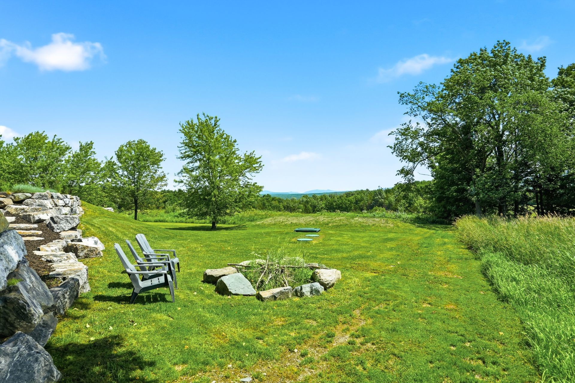 









117


Ch. Santerre

,
Sutton,




QC
J0E2K0

