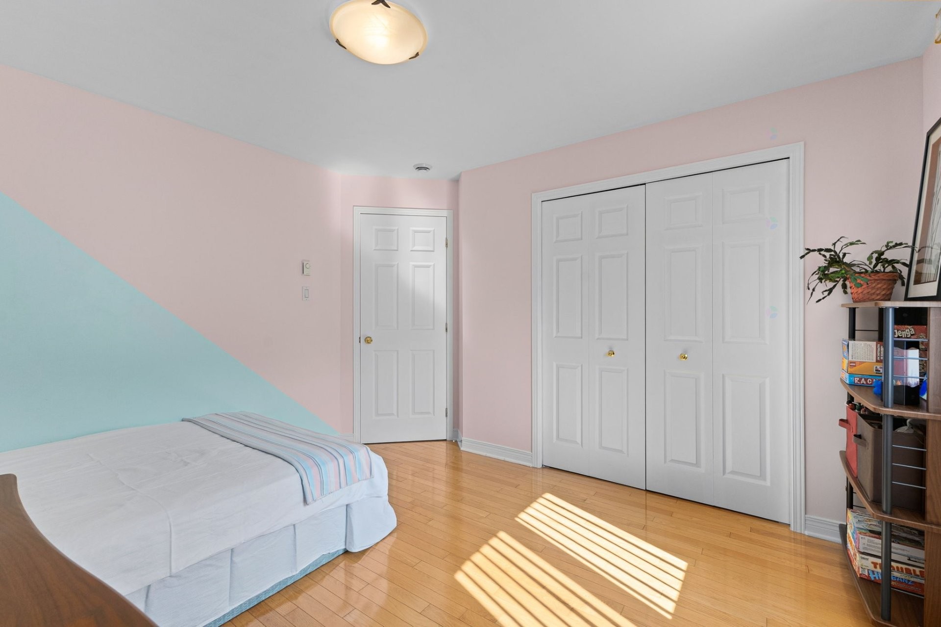 









489


Rue de Cannes

, 3,
Gatineau (Gatineau),




QC
J8V3X2

