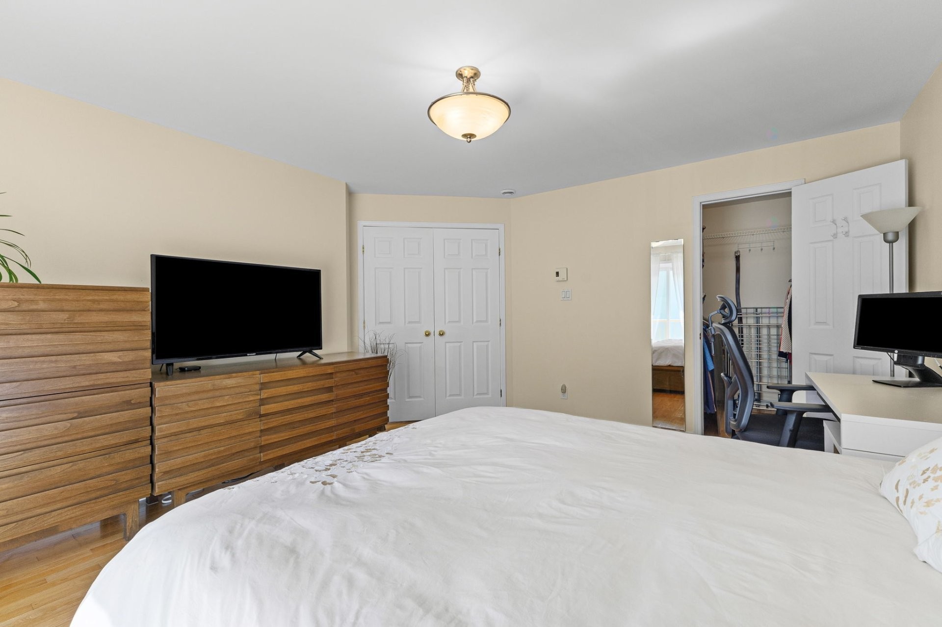 









489


Rue de Cannes

, 3,
Gatineau (Gatineau),




QC
J8V3X2

