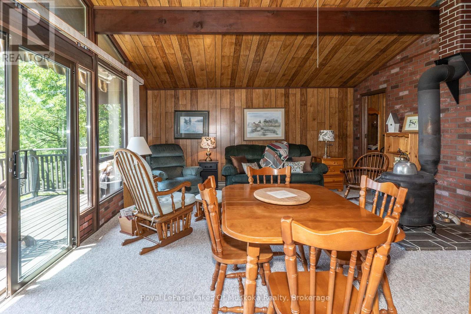 












11 - 1357 RUSS HAMMELL ROAD

,
Muskoka Lakes (Watt),




Ontario
P0B1M0

