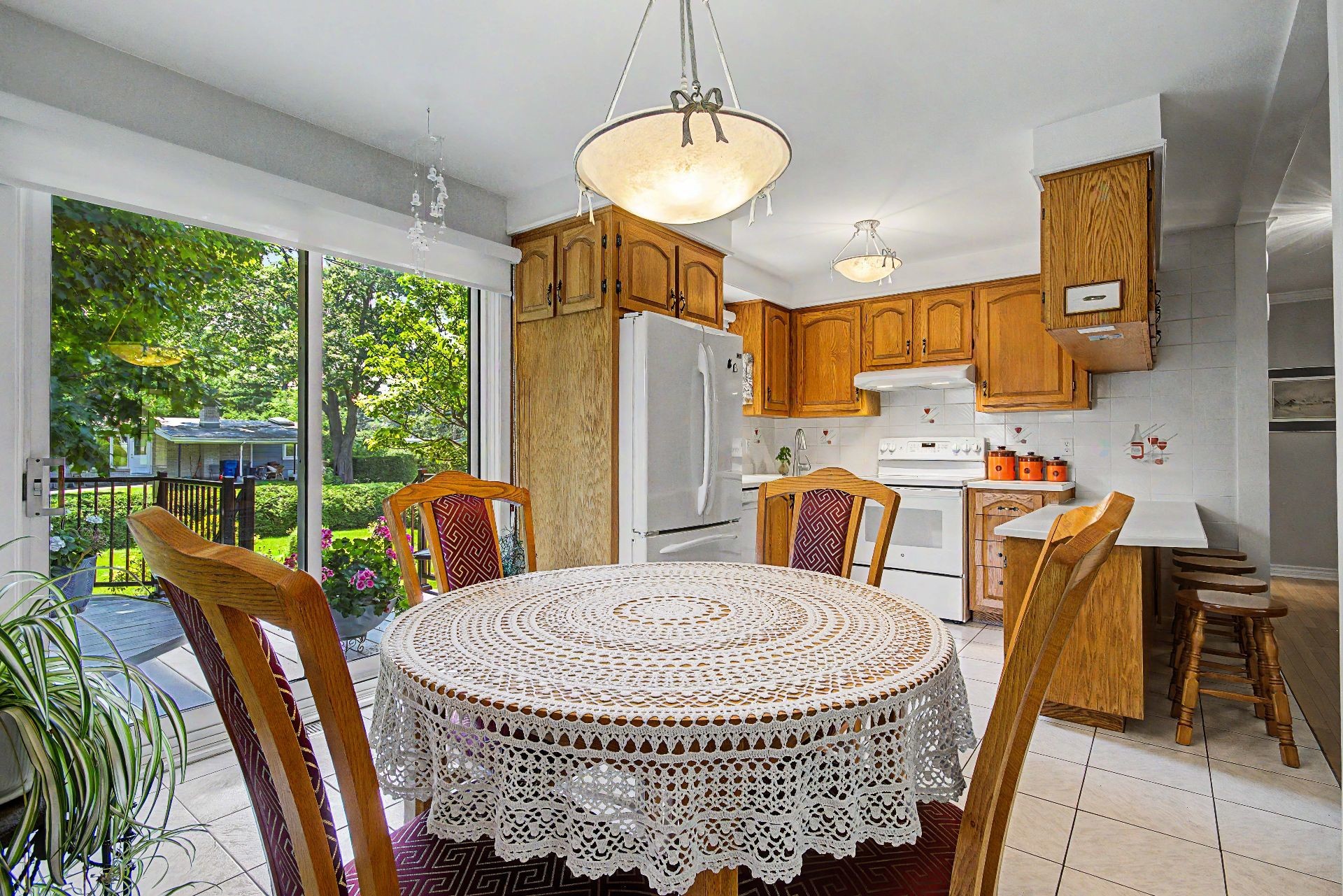 









160


Boul. Clairevue O.

,
Saint-Bruno-de-Montarville,




QC
J3V1R6

