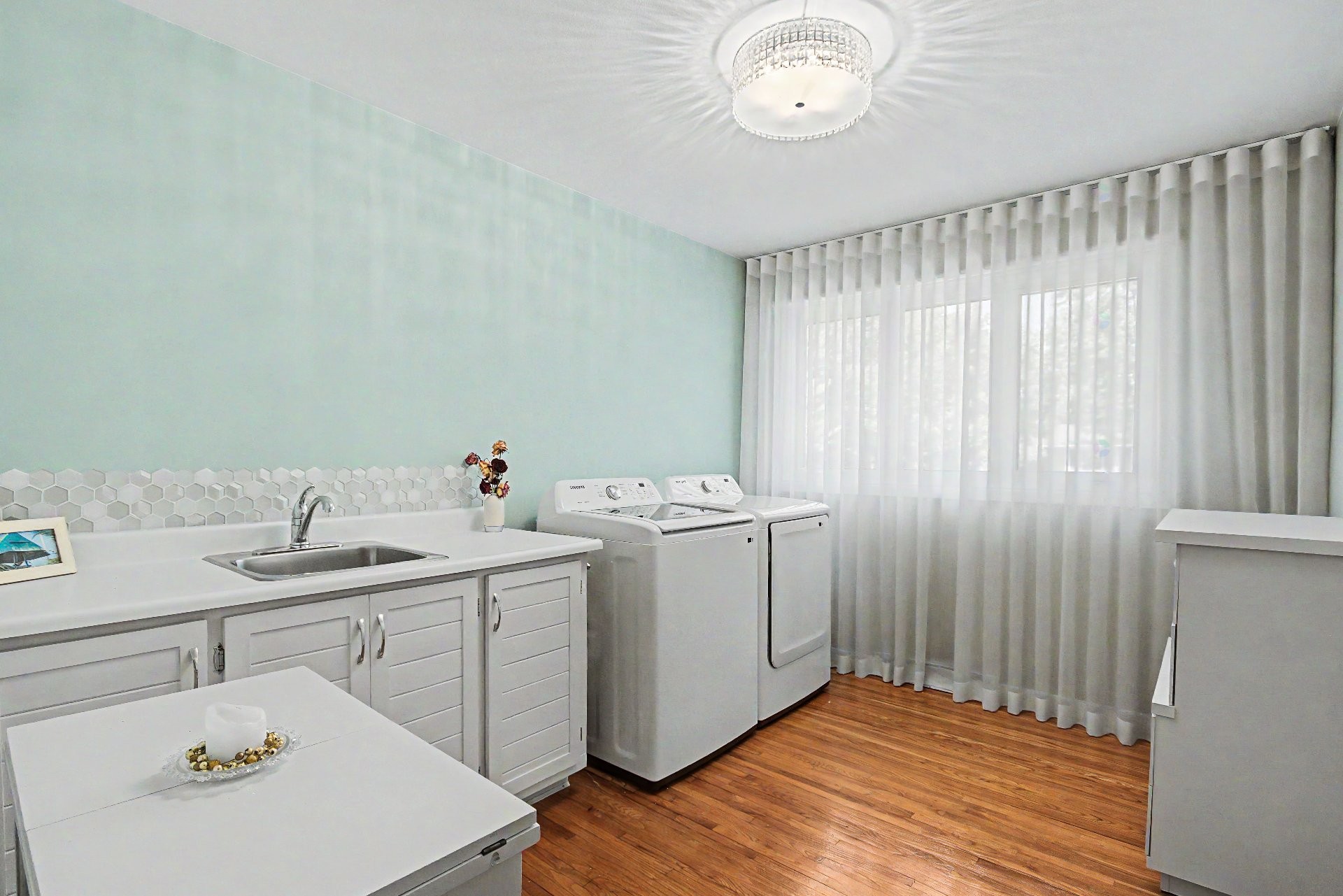 









160


Boul. Clairevue O.

,
Saint-Bruno-de-Montarville,




QC
J3V1R6

