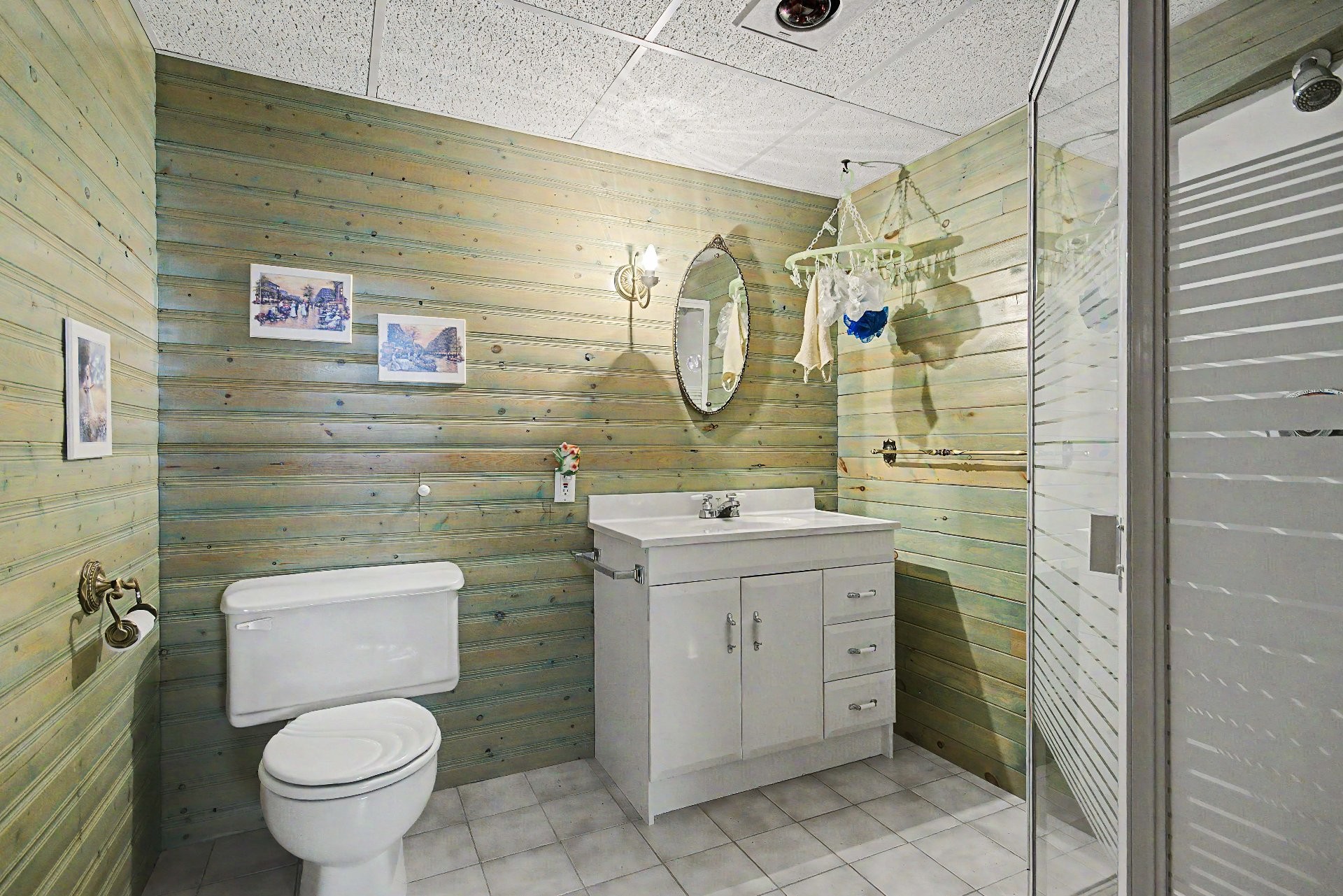 









160


Boul. Clairevue O.

,
Saint-Bruno-de-Montarville,




QC
J3V1R6

