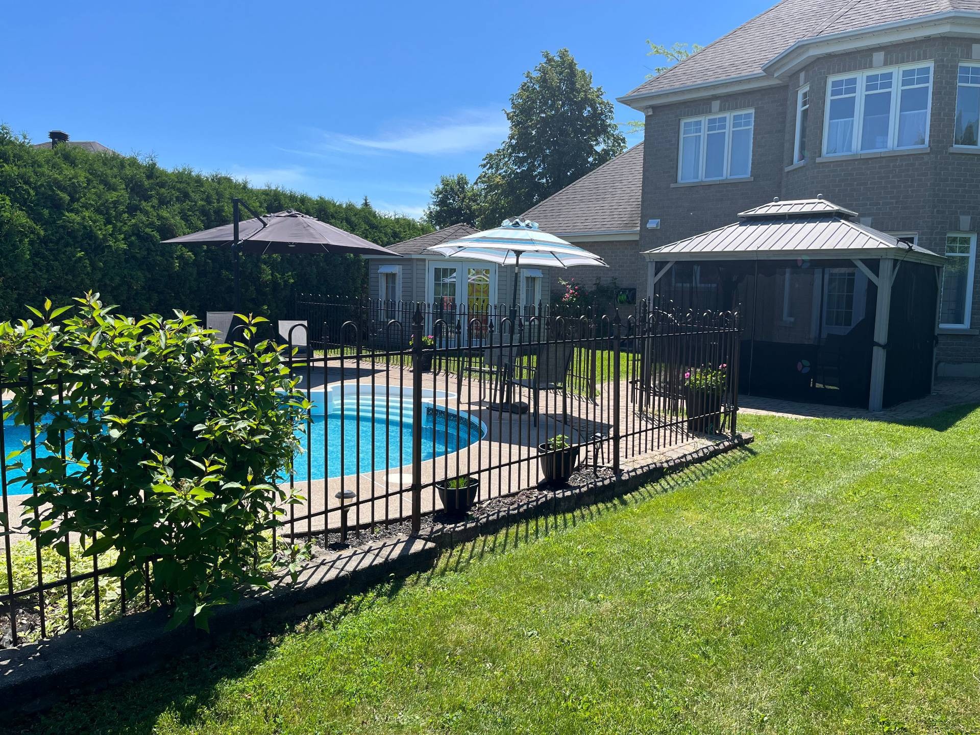 









50


Rue Gabrielle-Roy

,
Notre-Dame-de-l'Île-Perrot,




QC
J7W1L1

