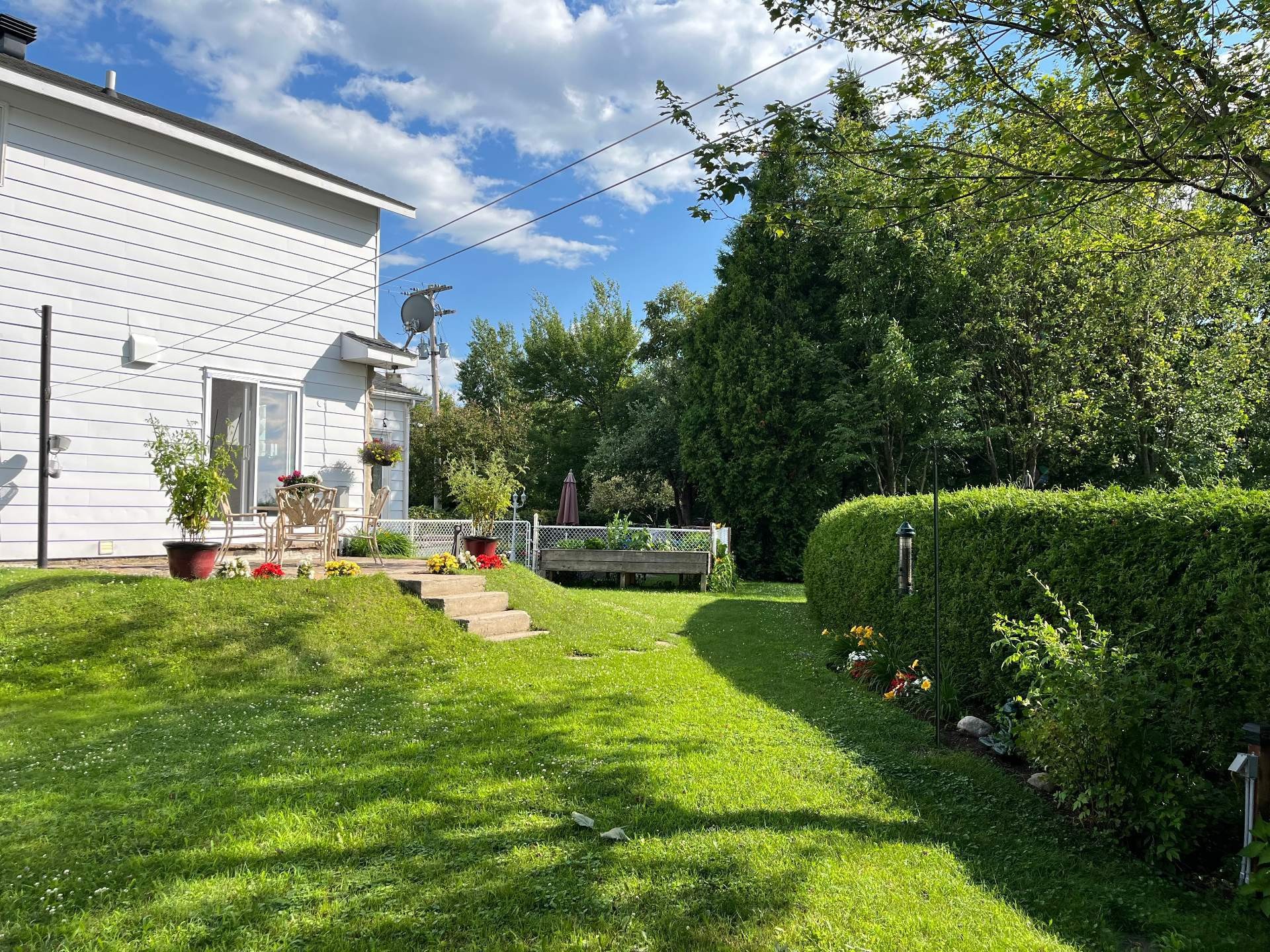 









621


Boul. Robitaille

,
Notre-Dame-du-Mont-Carmel,




QC
G0X3J0

