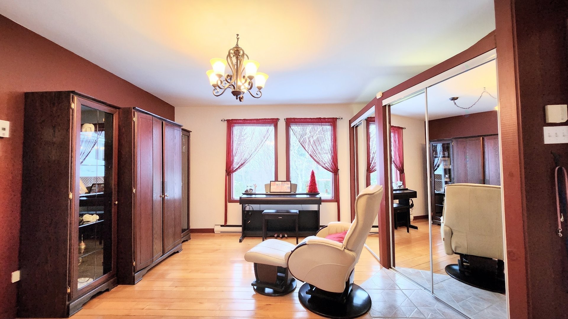 









621


Boul. Robitaille

,
Notre-Dame-du-Mont-Carmel,




QC
G0X3J0

