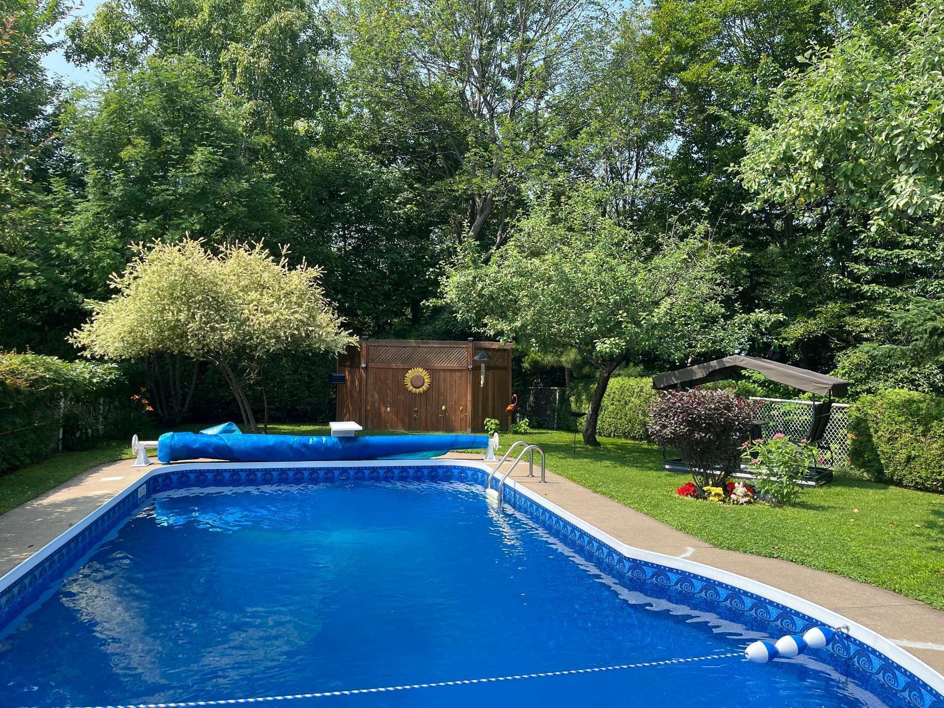 









621


Boul. Robitaille

,
Notre-Dame-du-Mont-Carmel,




QC
G0X3J0


