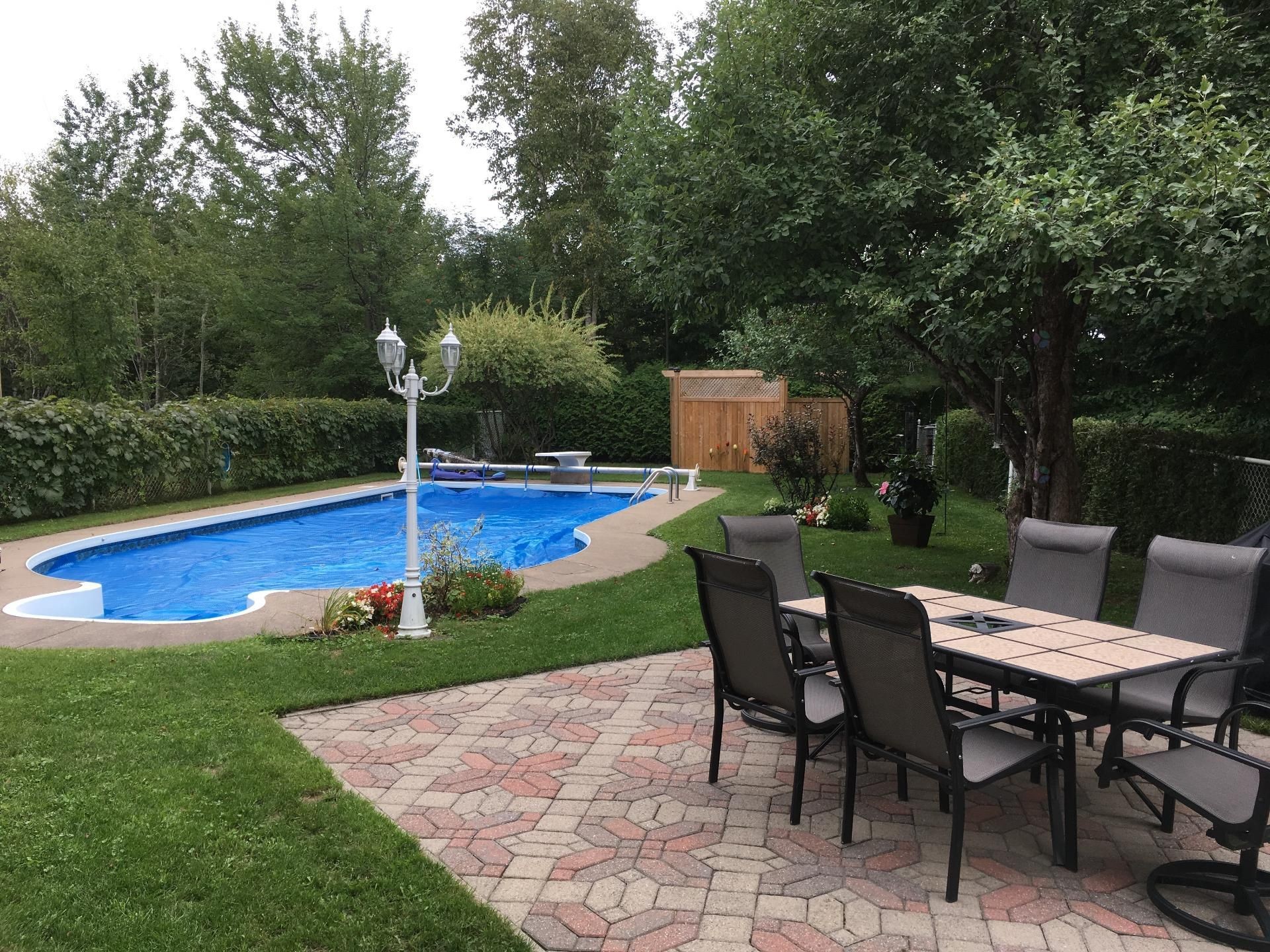 









621


Boul. Robitaille

,
Notre-Dame-du-Mont-Carmel,




QC
G0X3J0

