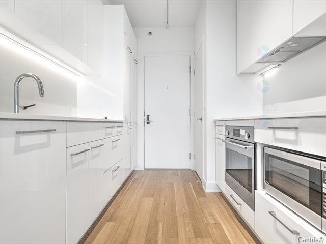 









2020


Boul. René-Lévesque O.

, 712,
Montréal (Ville-Marie),




QC
H3H0B4

