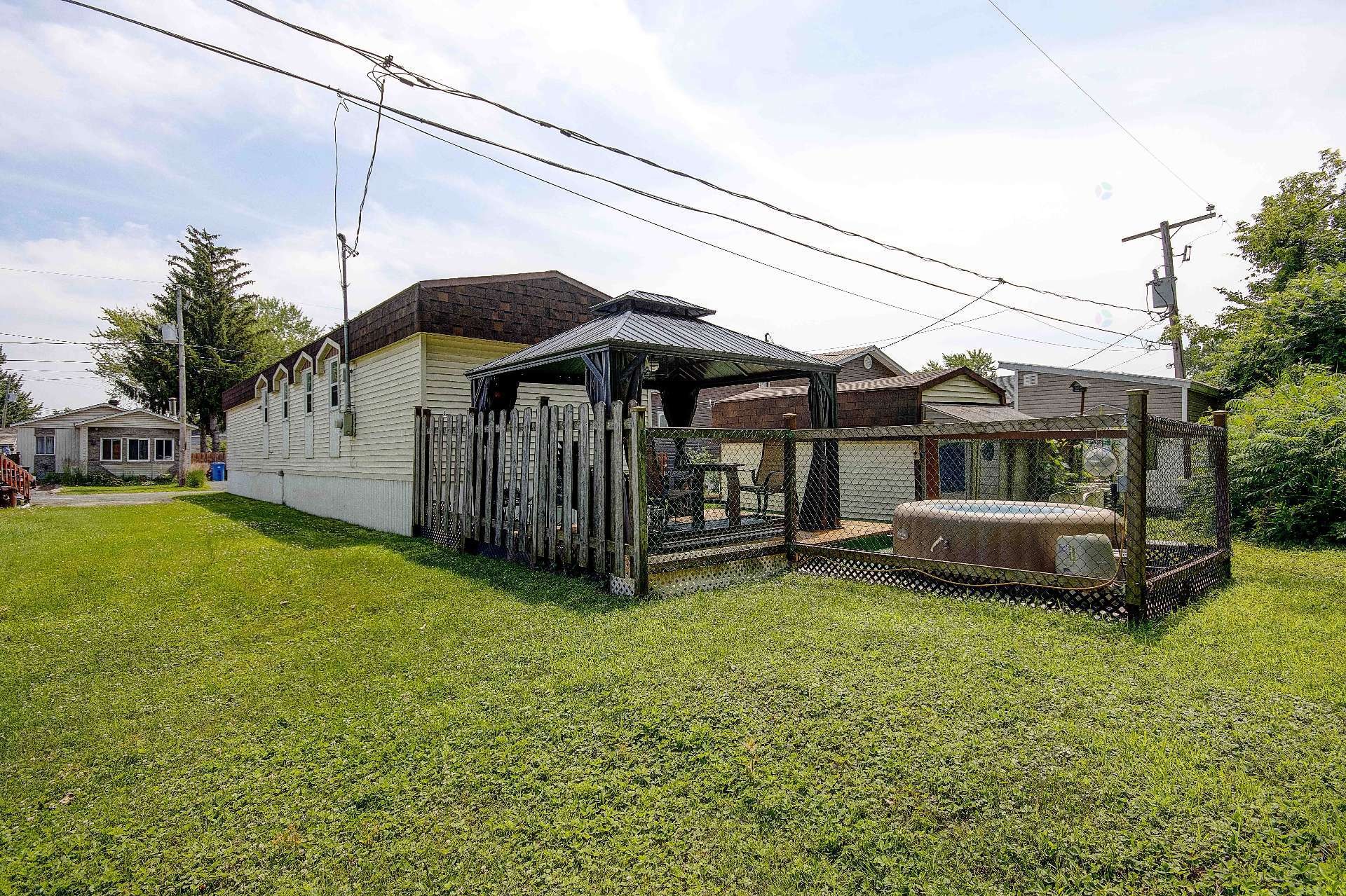 









3950


Boul. Sir-Wilfrid-Laurier

, 300,
Longueuil (Saint-Hubert),




QC
J3Y5Y9

