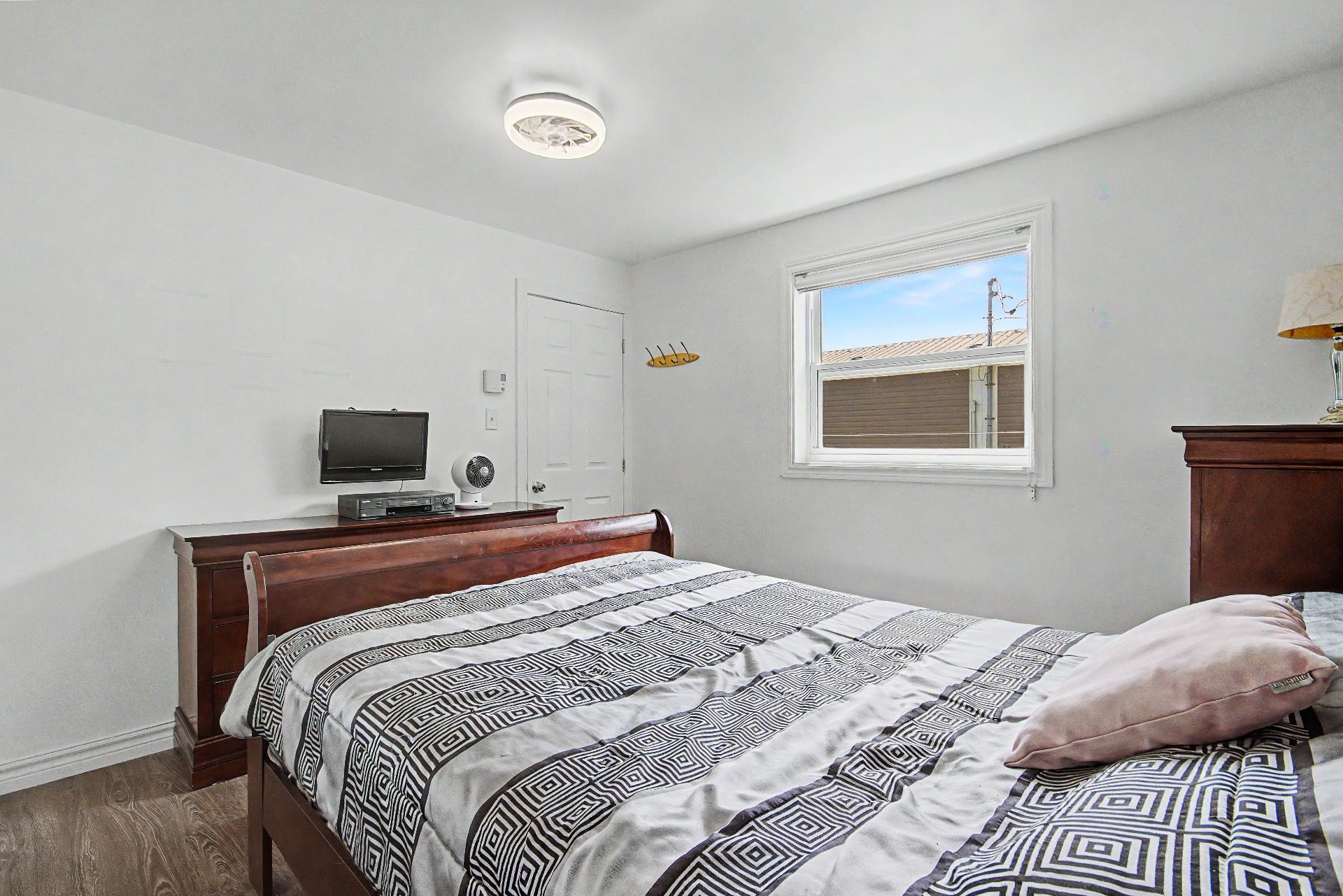 









3950


Boul. Sir-Wilfrid-Laurier

, 300,
Longueuil (Saint-Hubert),




QC
J3Y5Y9

