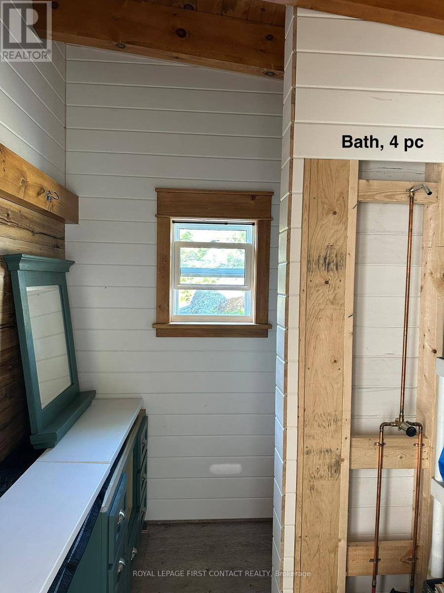 












23 A26 ISLAND

,
The Archipelago,




Ontario
P0G1K0

