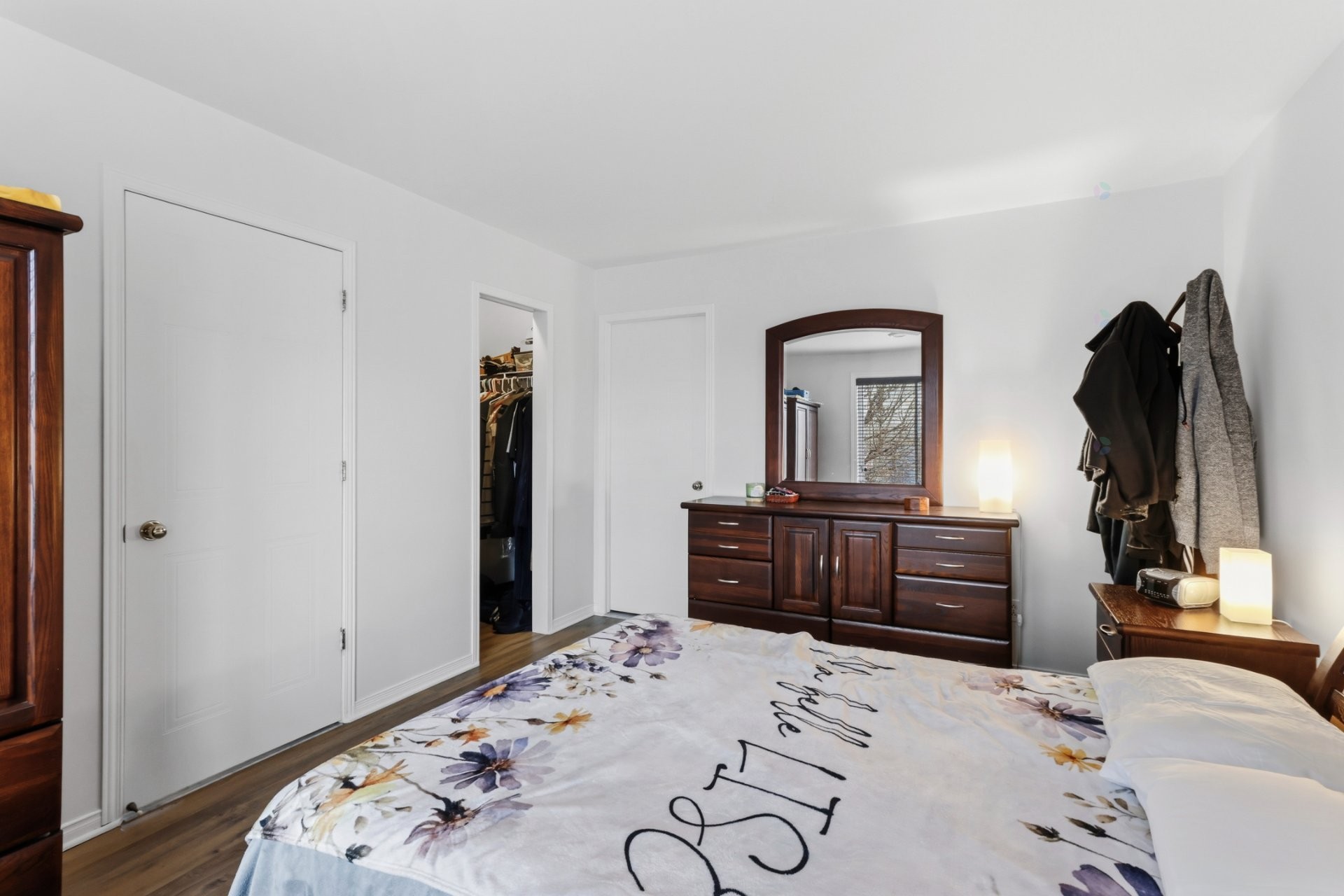 









305


Rue de la Providence

,
Sainte-Catherine,




QC
J5C2A6

