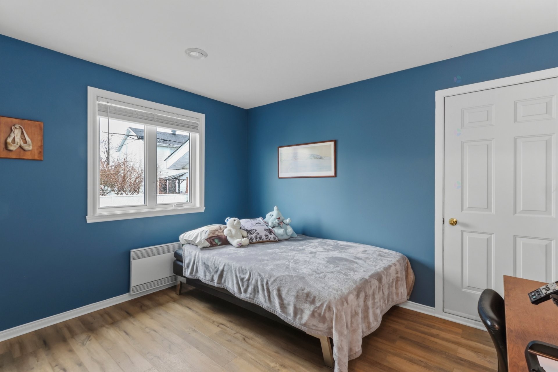 









305


Rue de la Providence

,
Sainte-Catherine,




QC
J5C2A6


