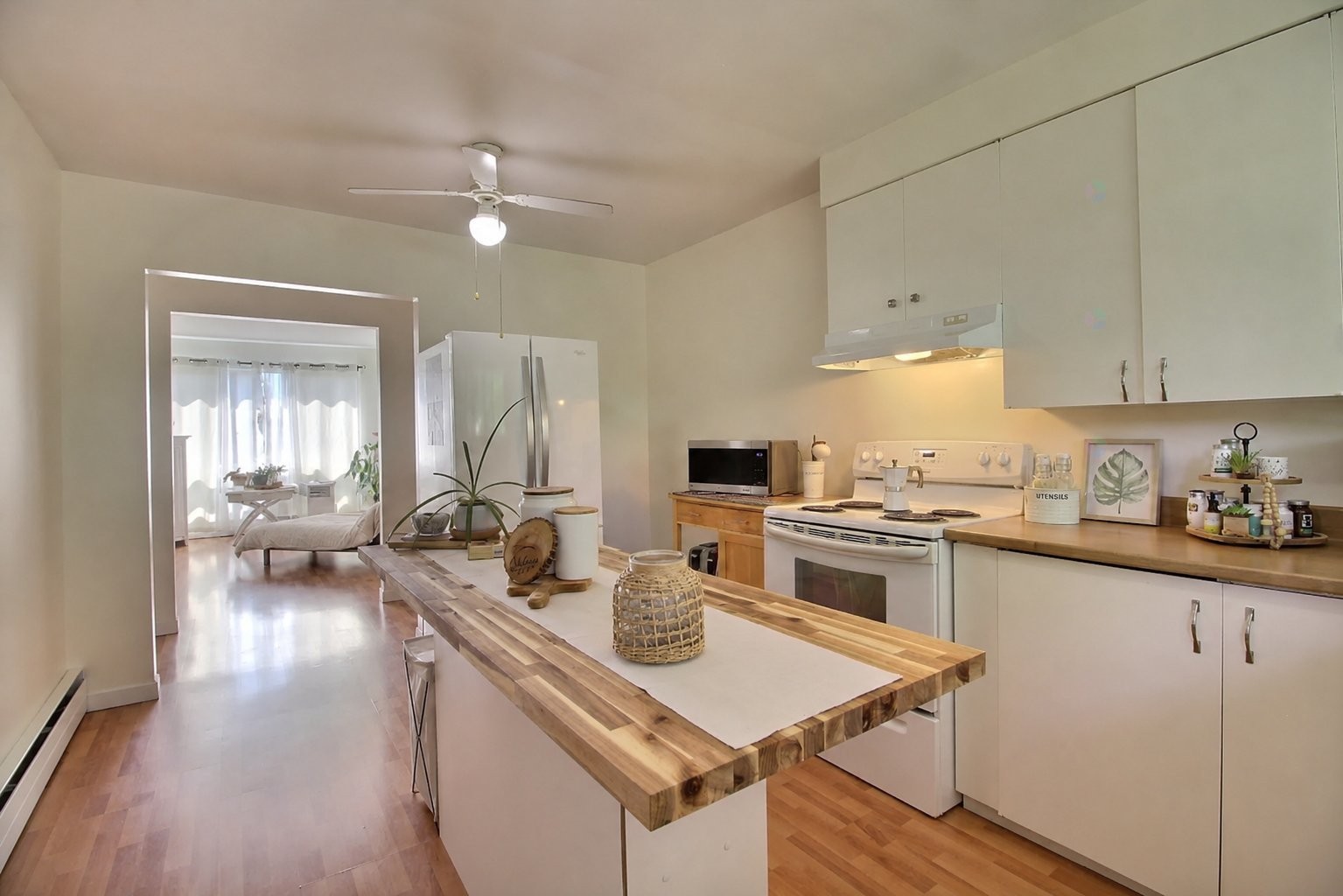 









851

 - 857


Rue Didace

,
Magog,




QC
J1X2P6

