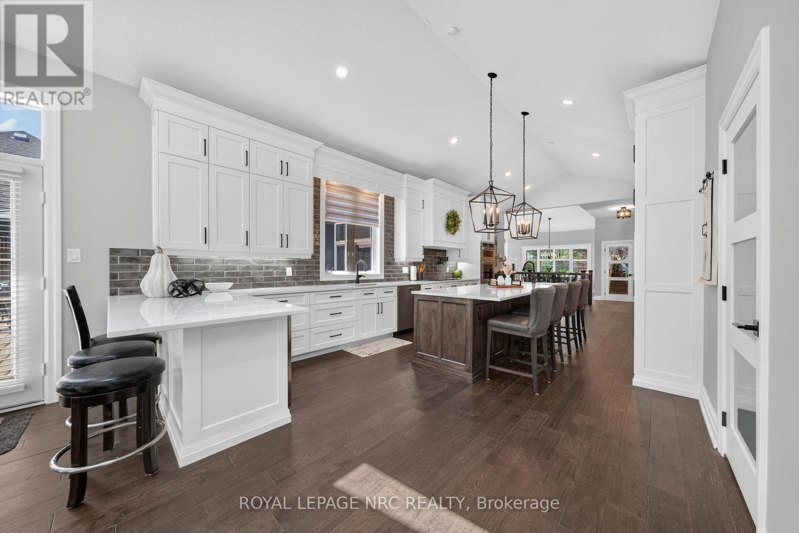 












410 KINGSWAY ROAD

,
Welland (Dain City),




Ontario
L3B6A8

