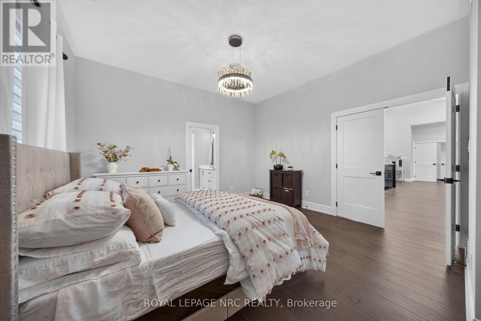












410 KINGSWAY ROAD

,
Welland (Dain City),




Ontario
L3B6A8

