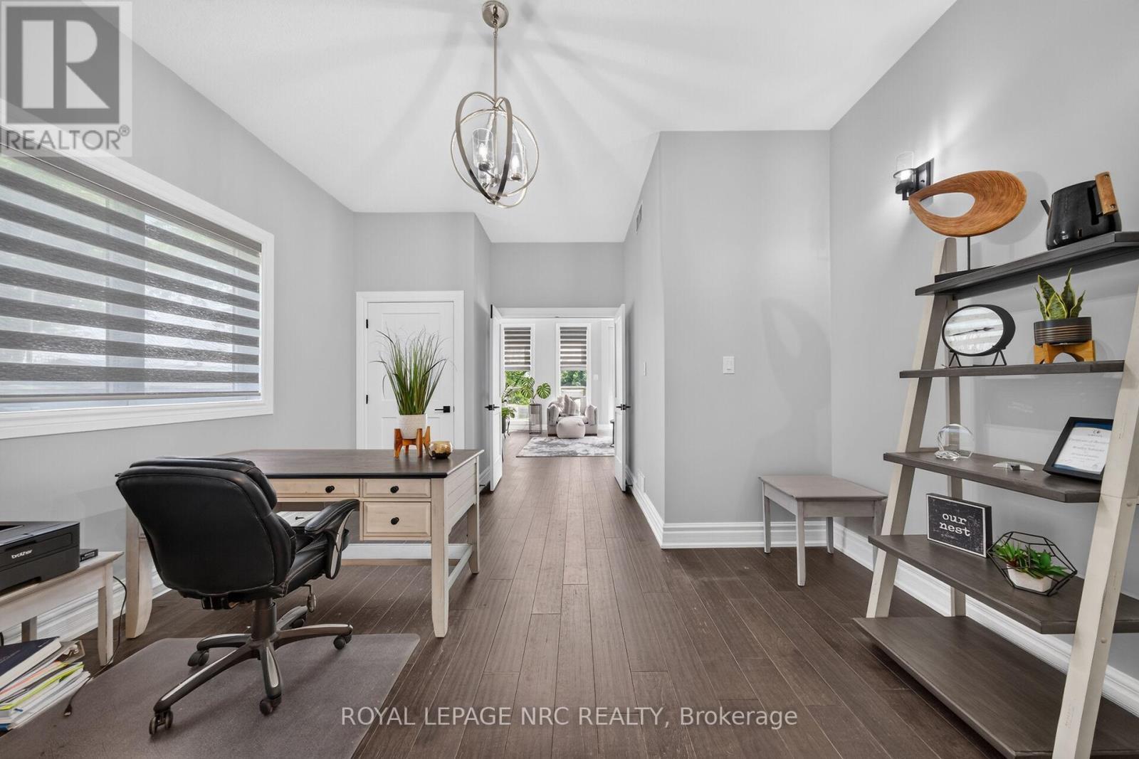 












410 KINGSWAY ROAD

,
Welland (Dain City),




Ontario
L3B6A8

