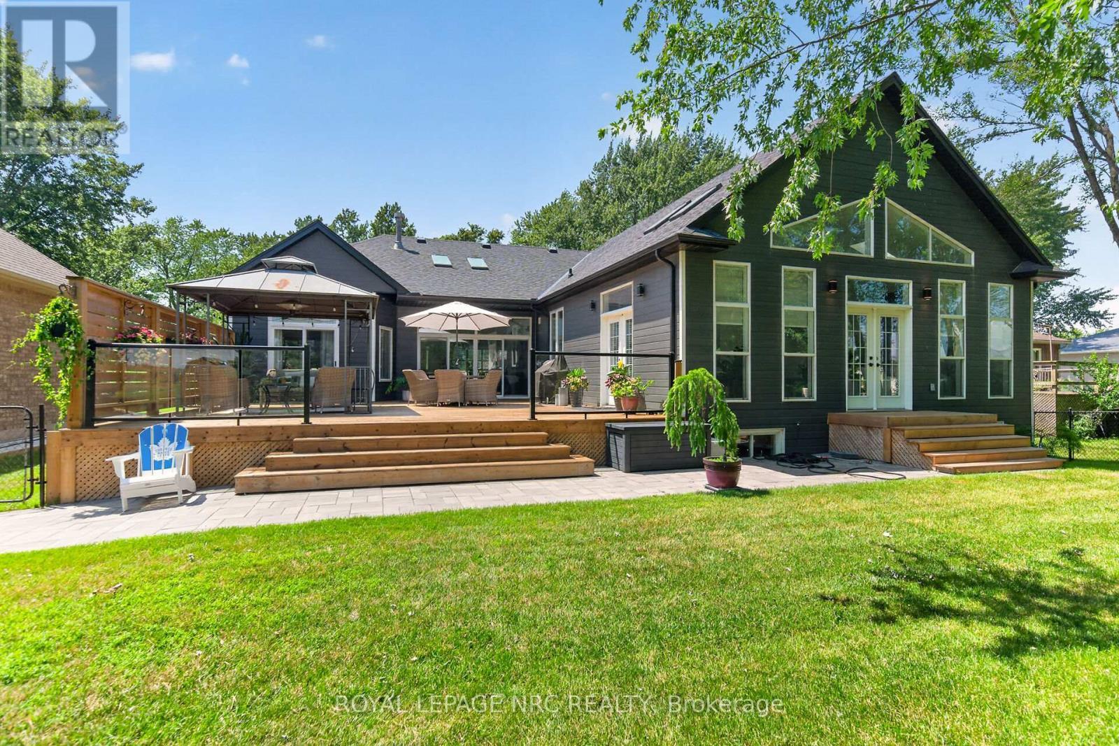 












410 KINGSWAY ROAD

,
Welland (Dain City),




Ontario
L3B6A8

