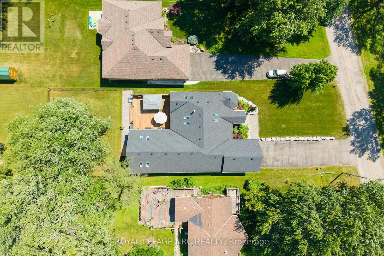 












410 KINGSWAY ROAD

,
Welland (Dain City),




Ontario
L3B6A8

