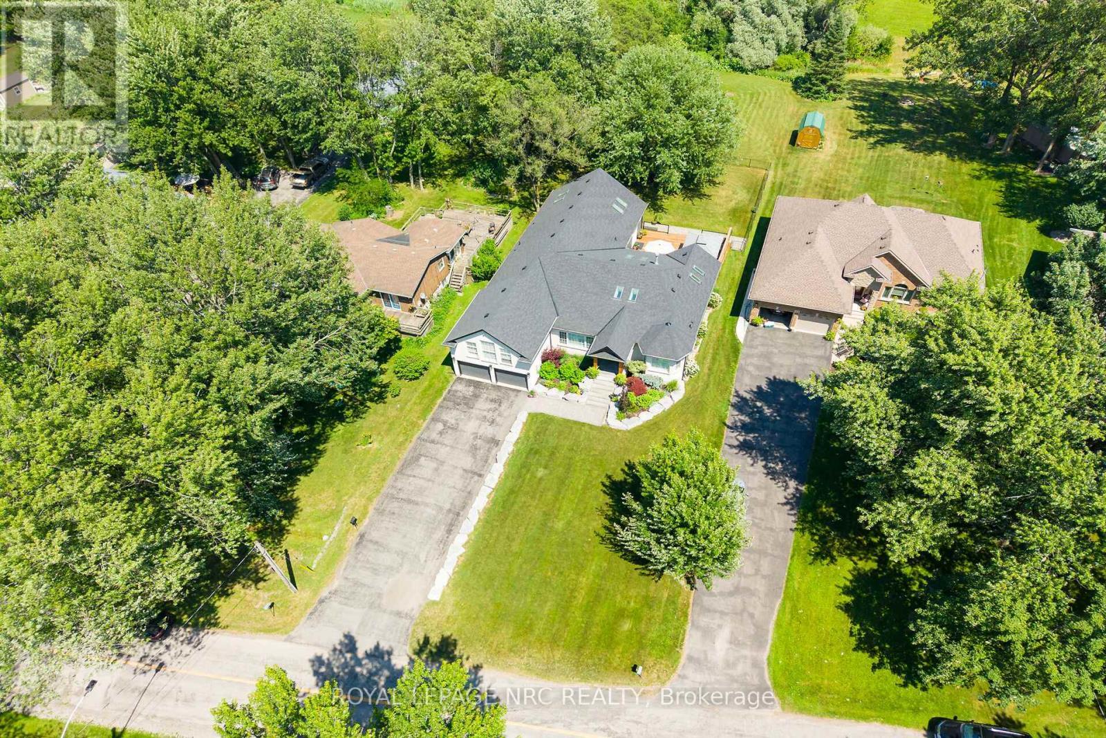 












410 KINGSWAY ROAD

,
Welland (Dain City),




Ontario
L3B6A8

