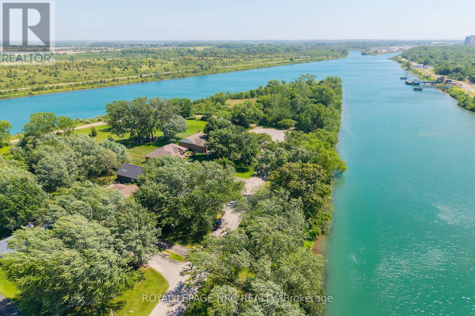 












410 KINGSWAY ROAD

,
Welland (Dain City),




Ontario
L3B6A8

