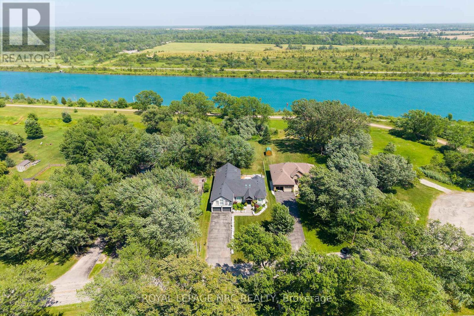 












410 KINGSWAY ROAD

,
Welland (Dain City),




Ontario
L3B6A8

